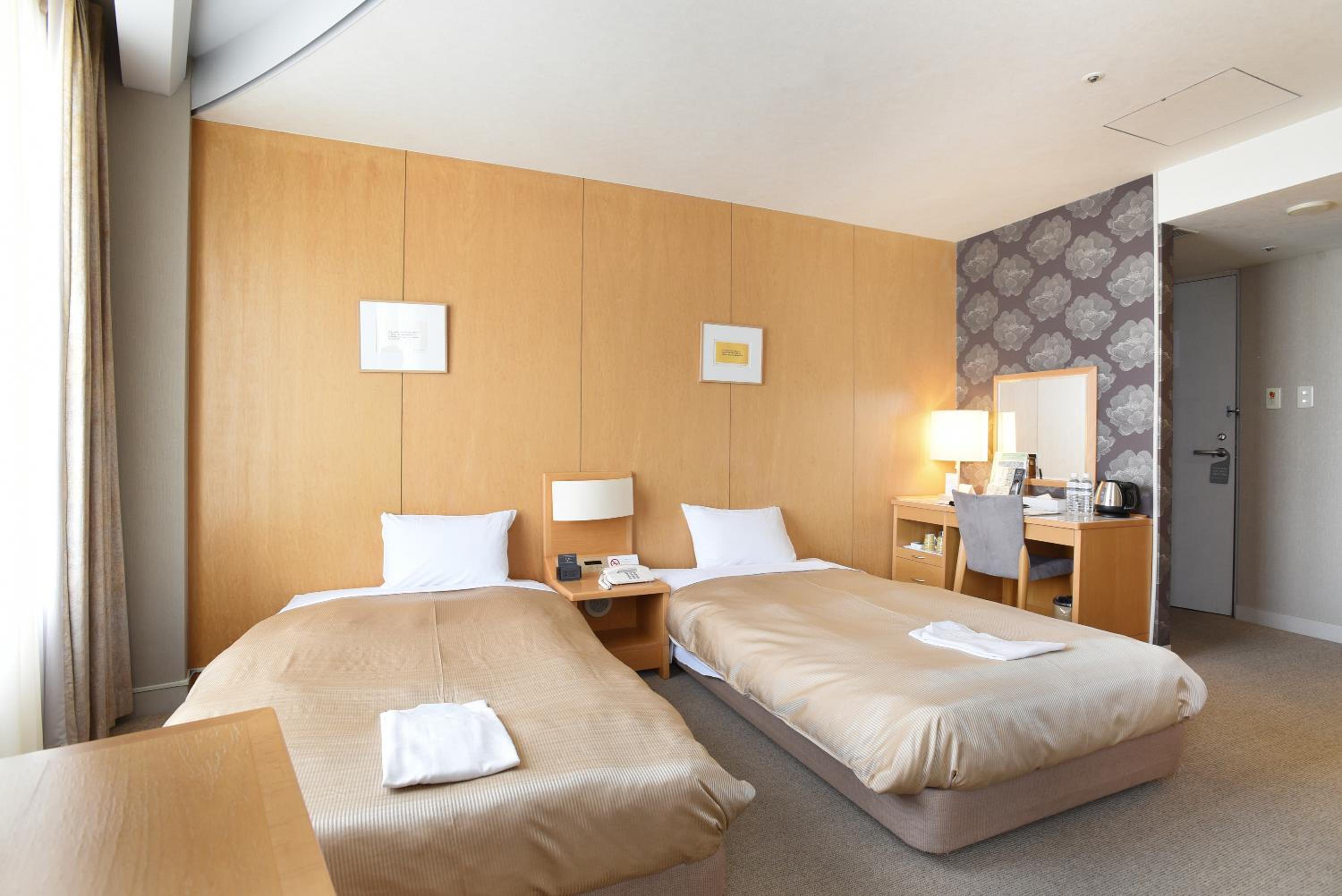 Twin Room - Photo 5