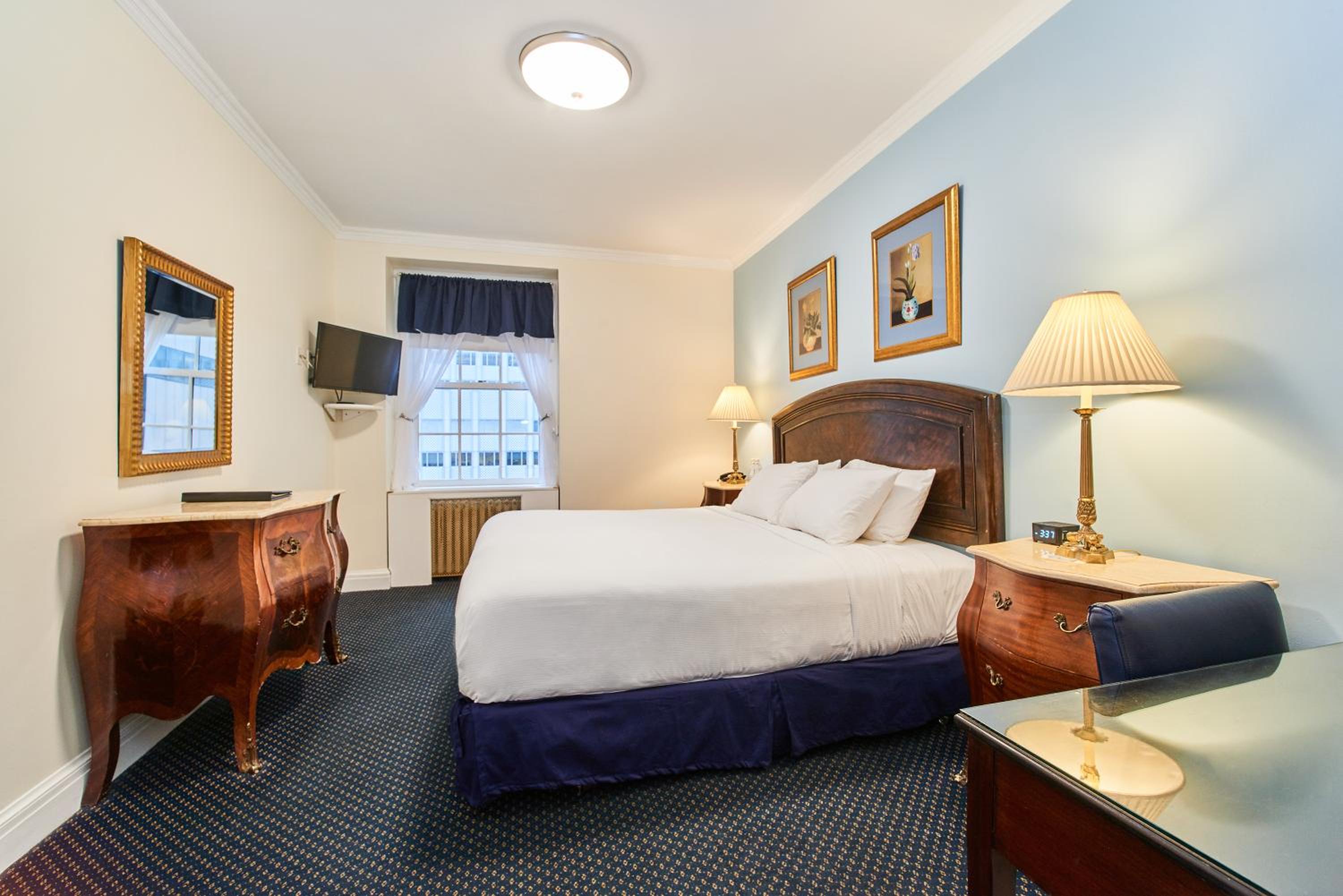 Superior King Room