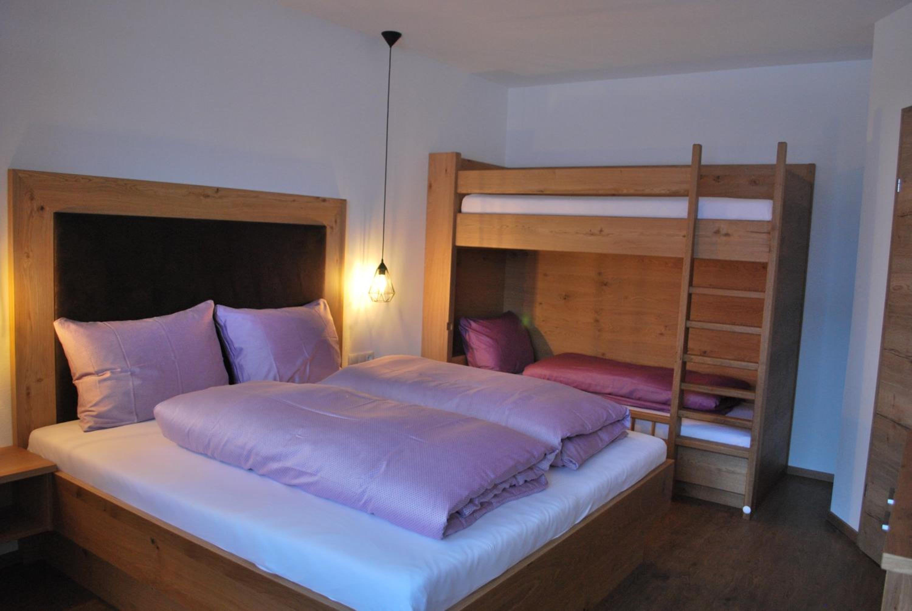 One-Bedroom Suite - Photo 1