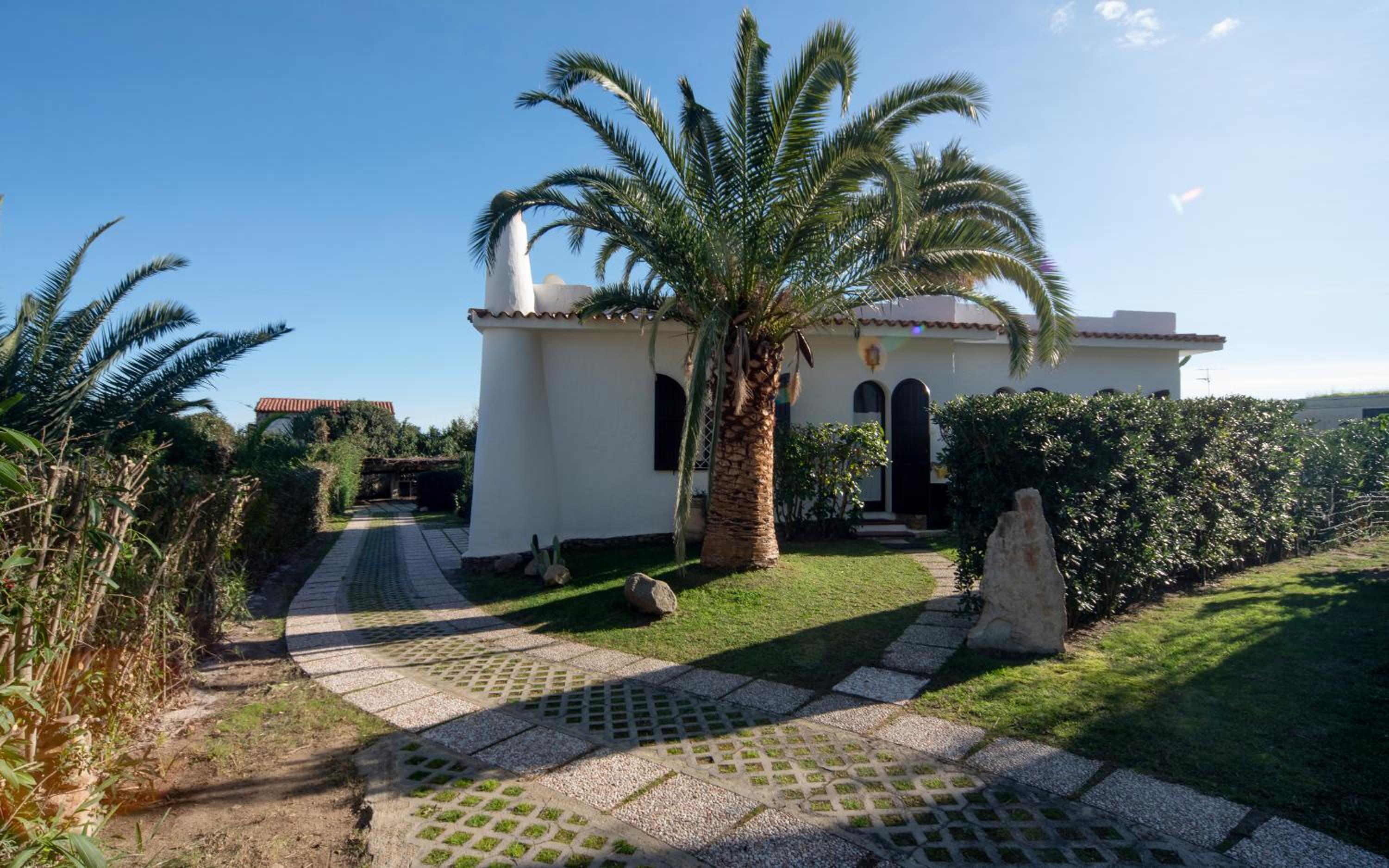 Villa photo 3