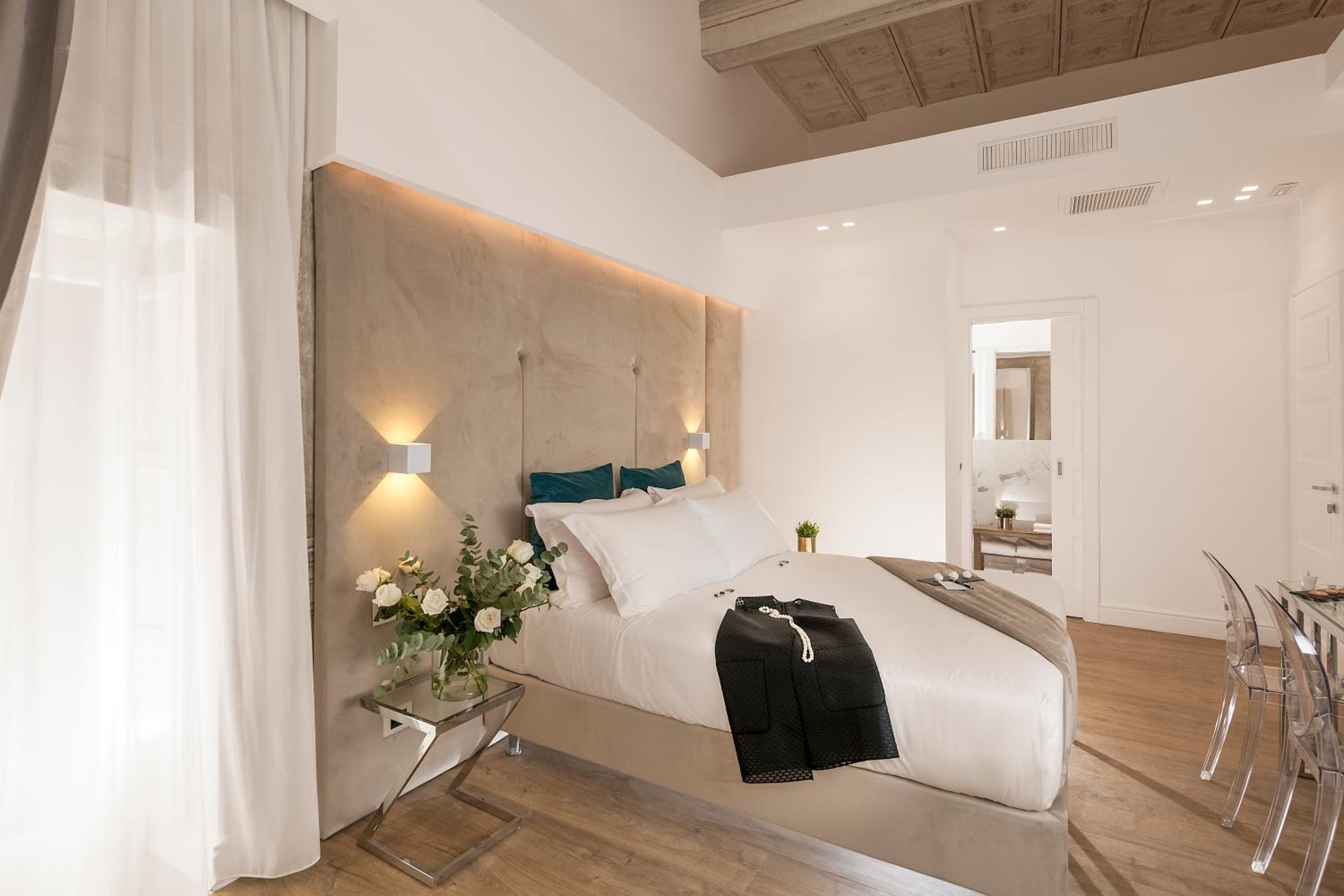 Superior Double or Twin Room photo 2