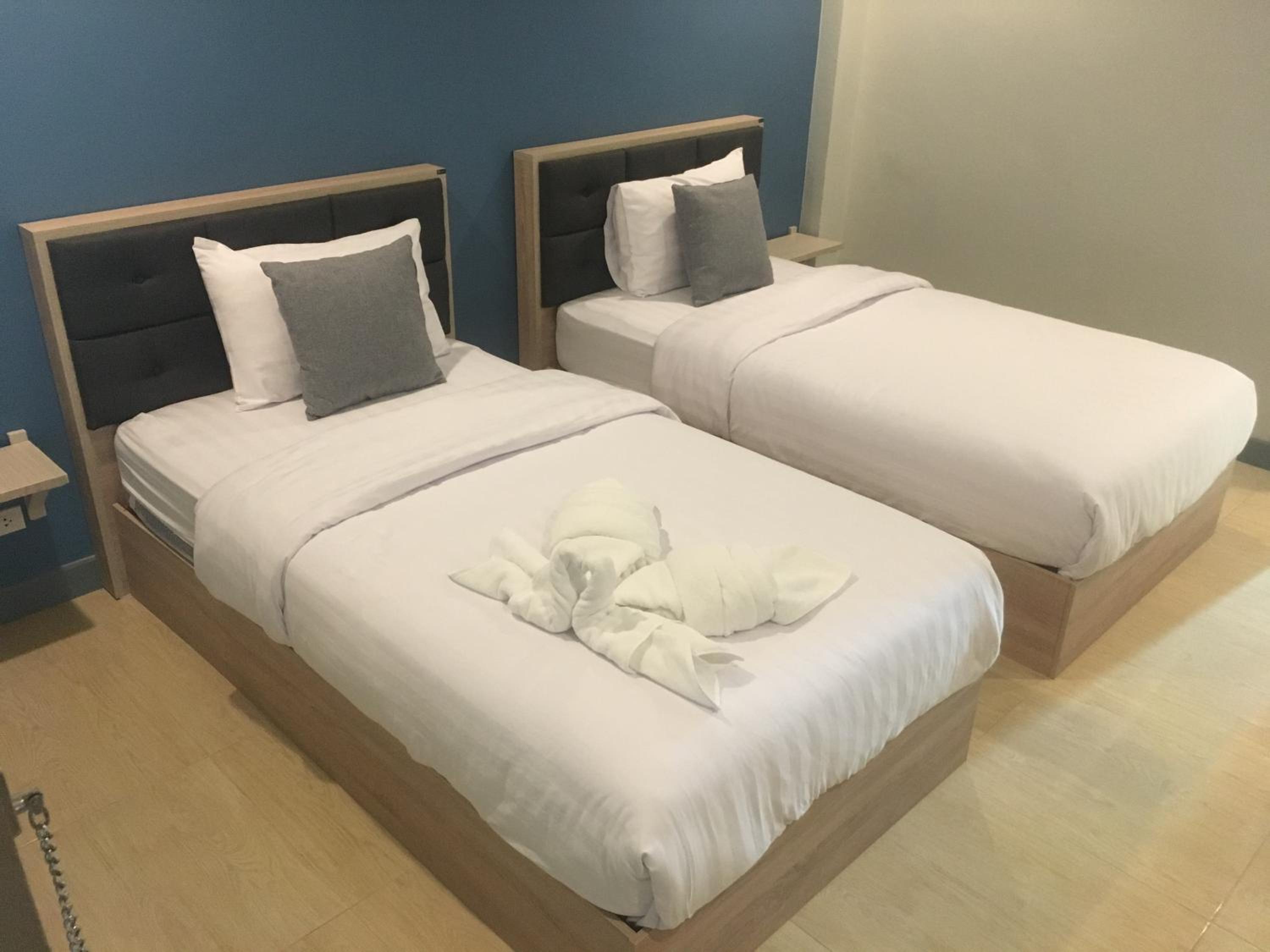 Standard Twin Room - Photo 1