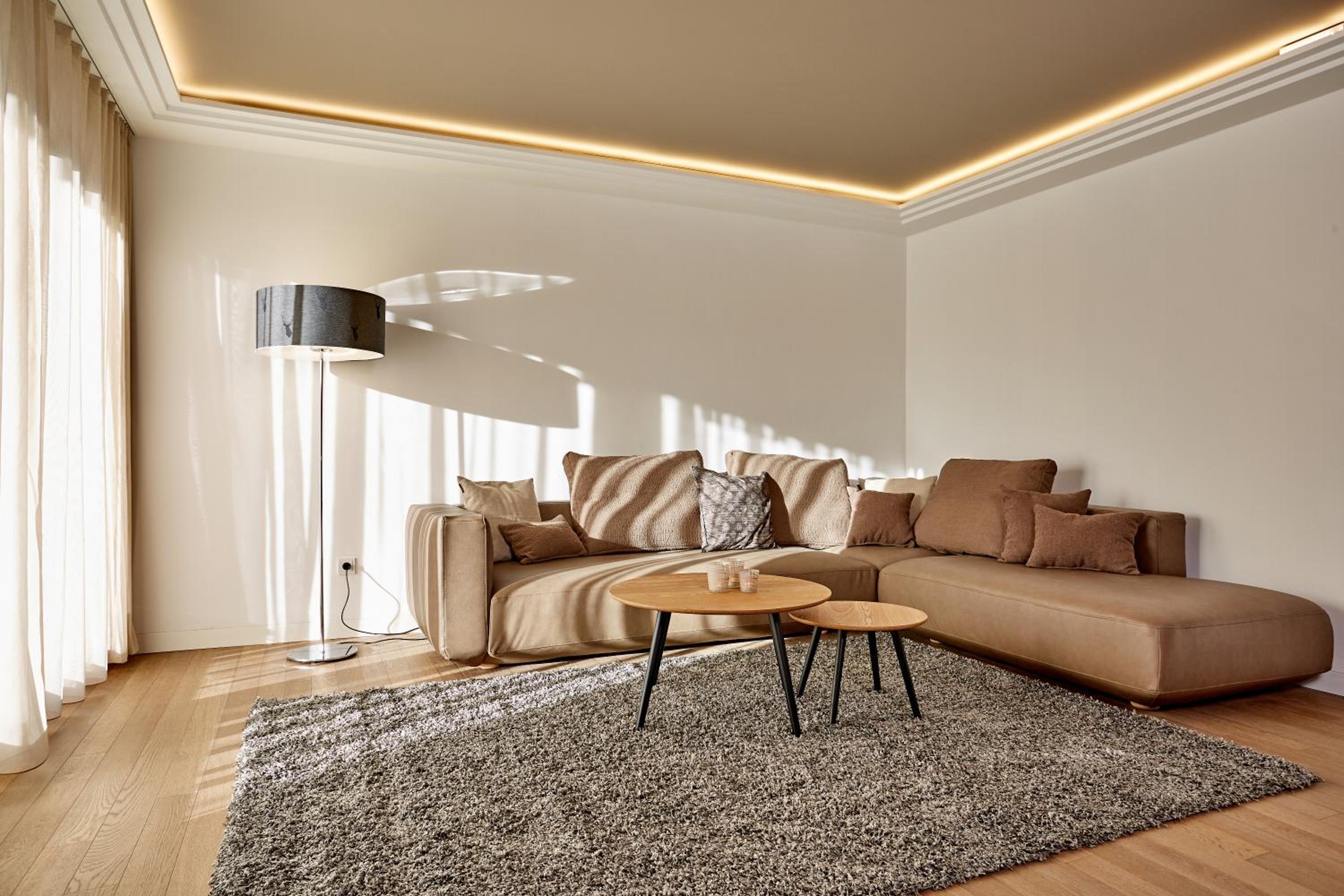 Suite on Split Level (Ground floor/Basement)