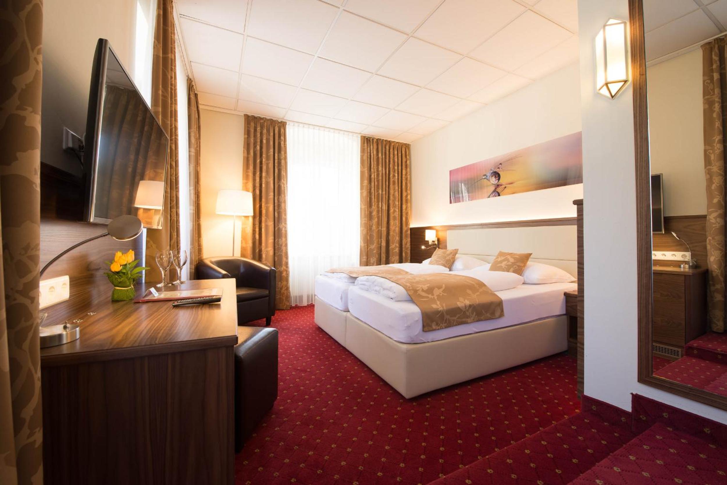 Double Room (1 Adult) photo 3
