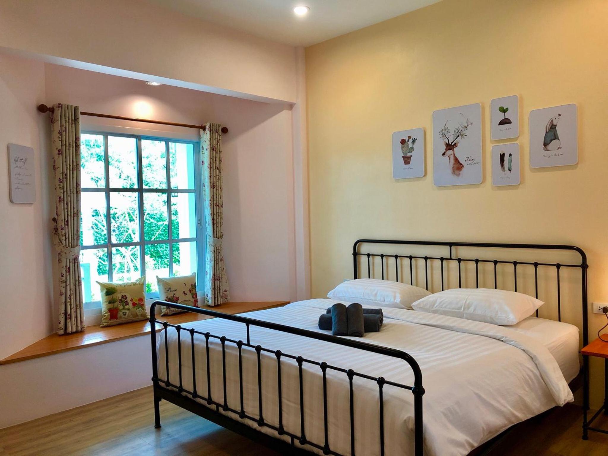 Double Room - Photo 9
