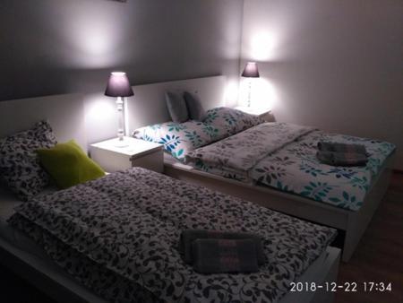 One-Bedroom Apartment photo 1