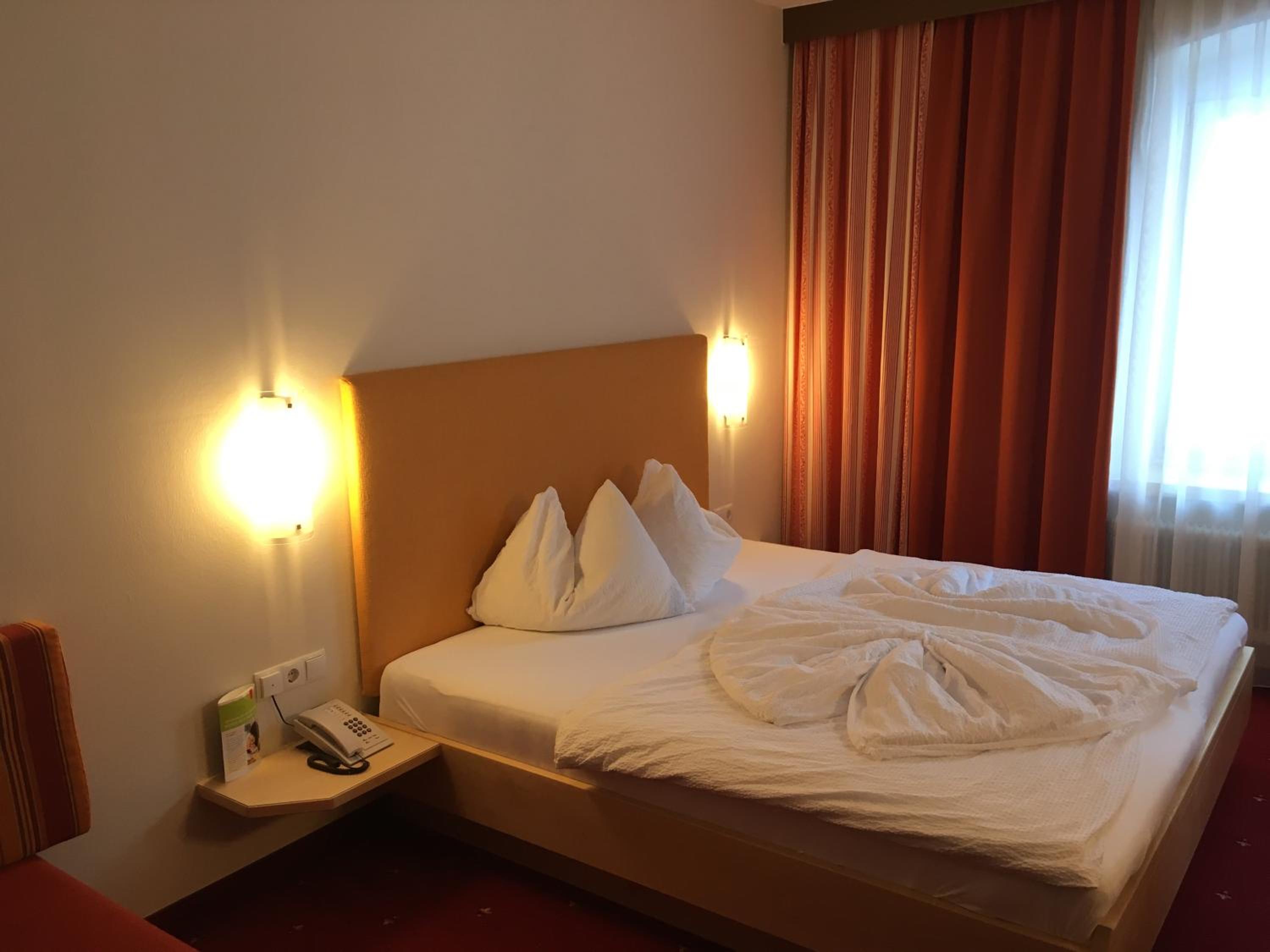 Double Room - Photo 3