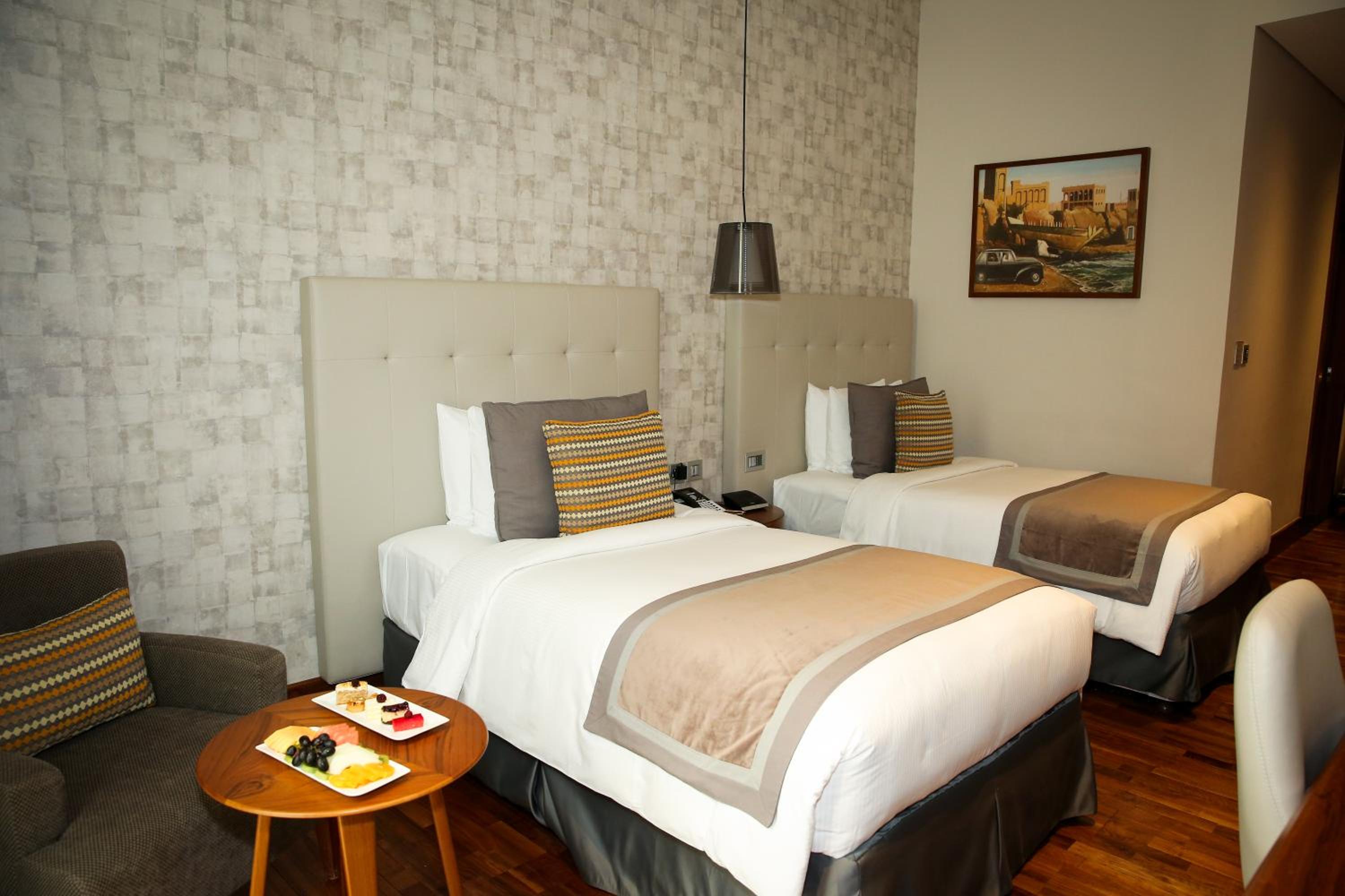 Deluxe Room Twin Bed photo 1