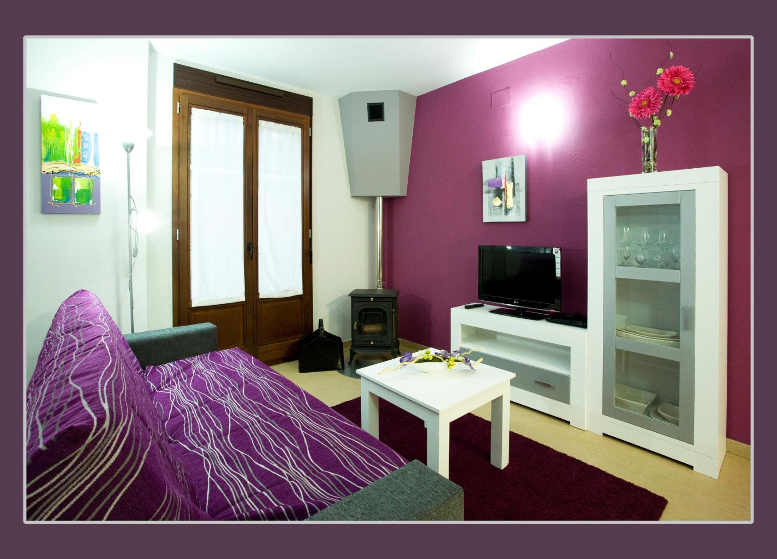 Superior One-Bedroom Apartment - Photo 11