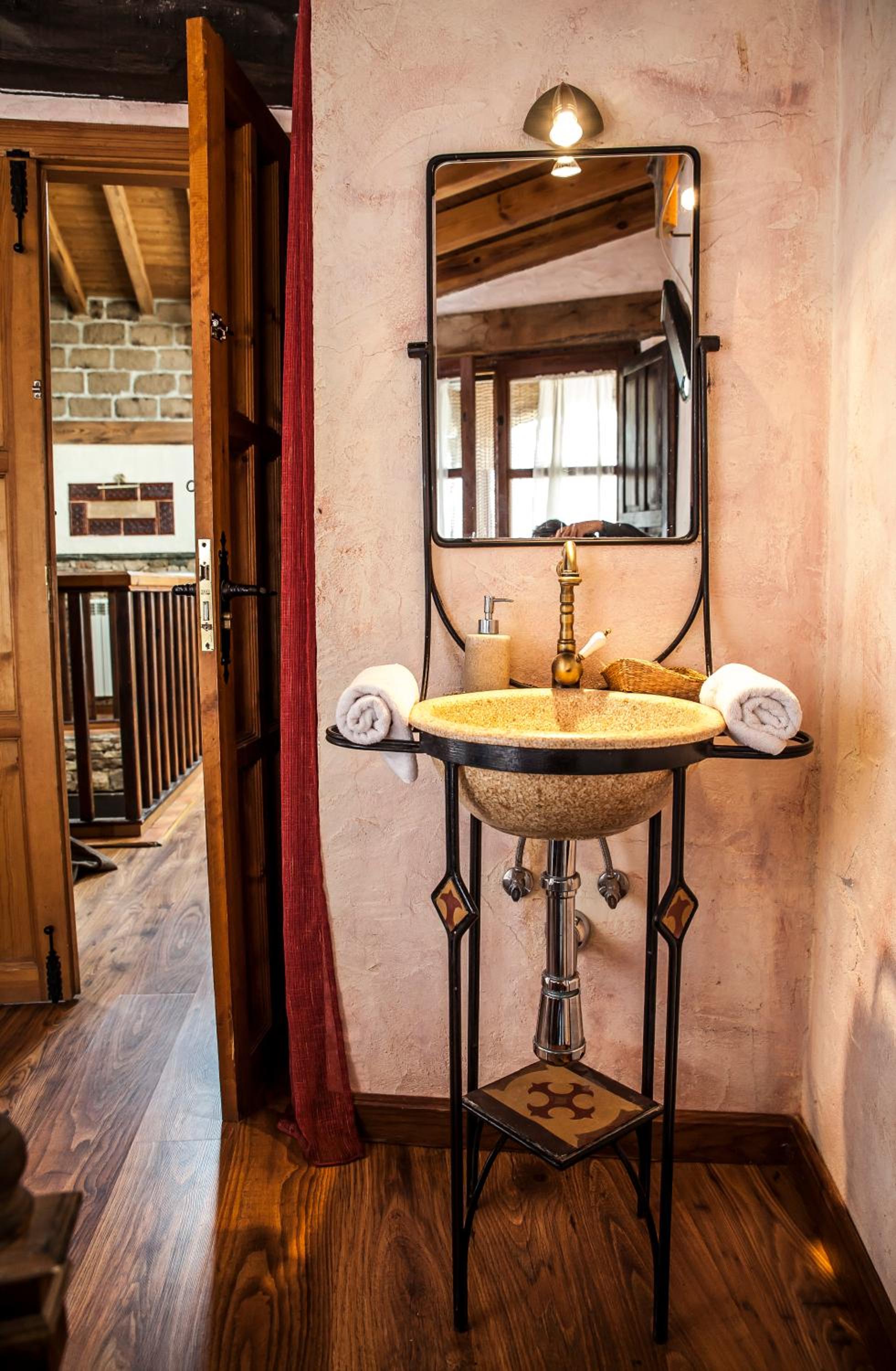 Country House (6 adults) photo 3