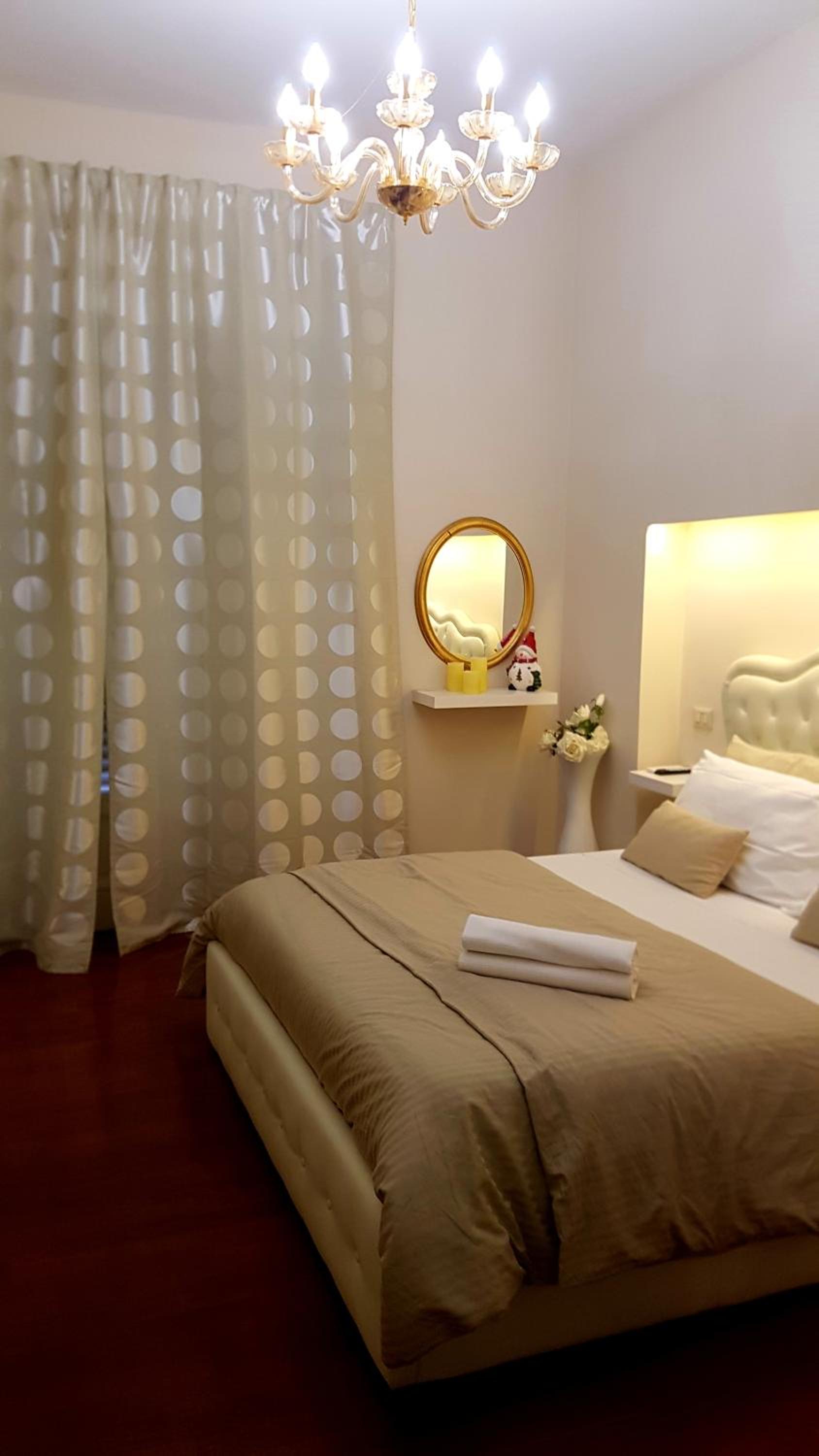 Queen Room with Garden View - Photo 19
