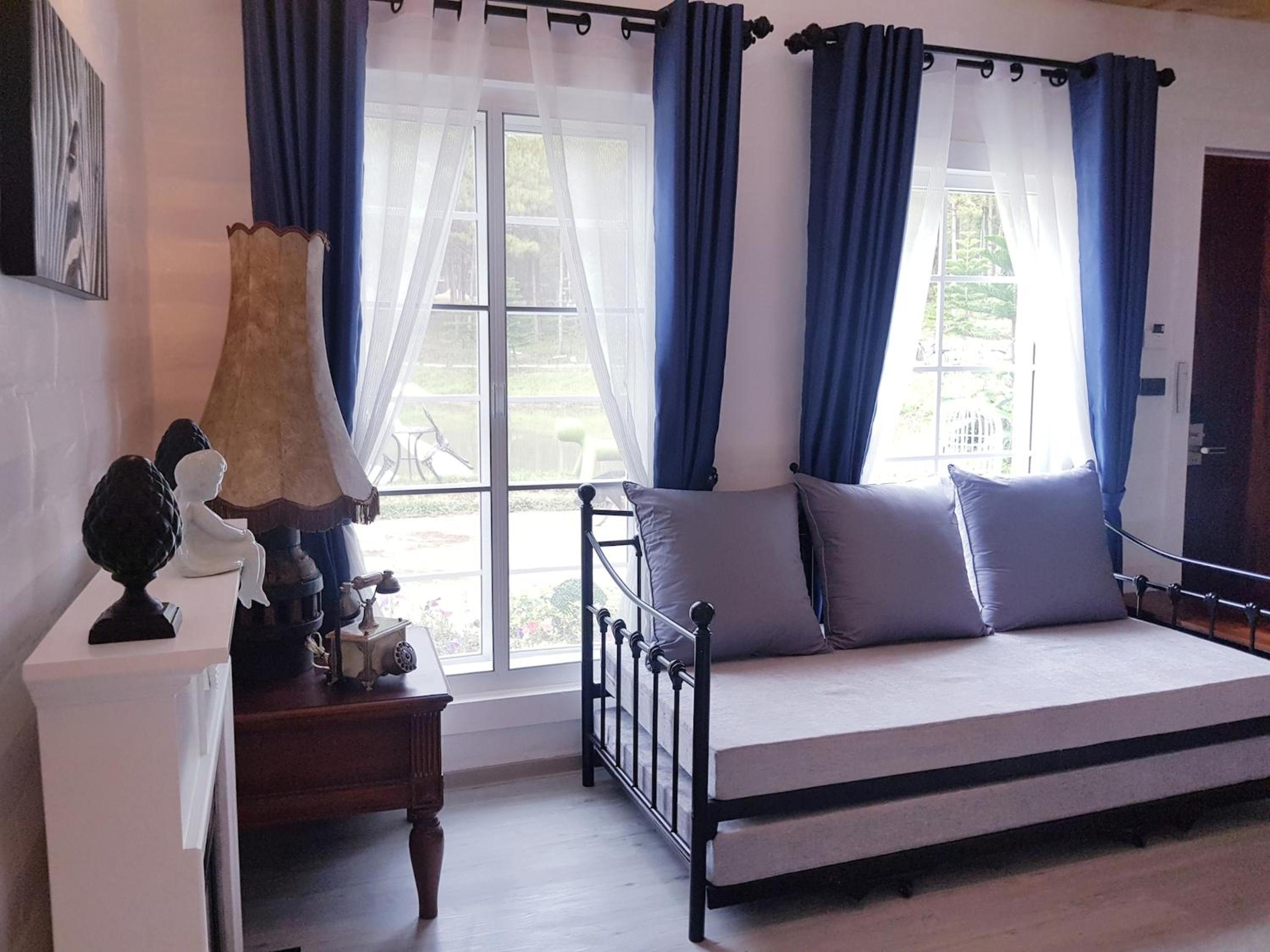 Suite with Lake View - Photo 11