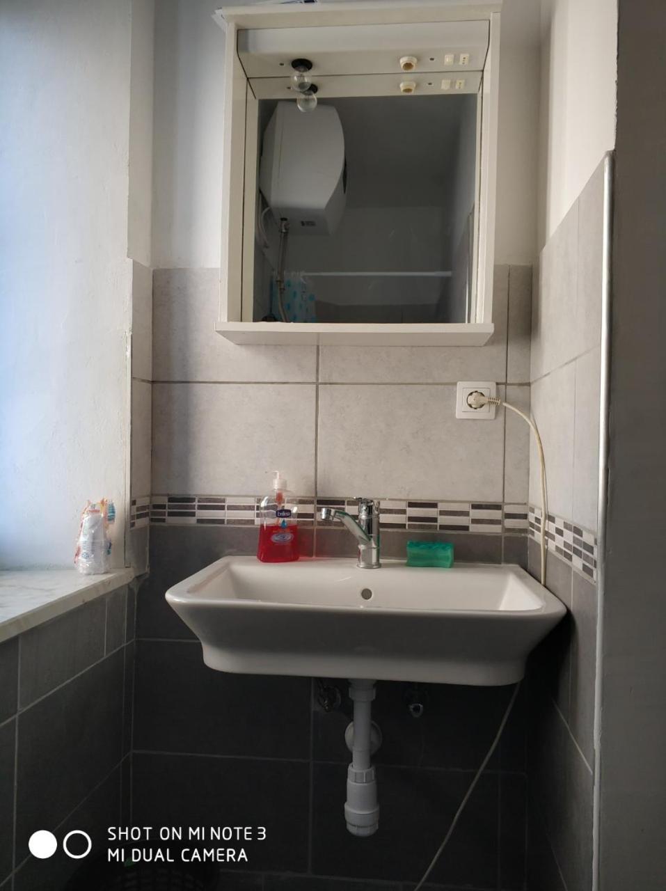 Standard Suite - Photo 6