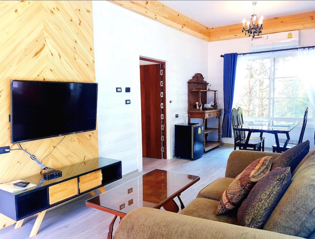 Quadruple Room with Lake View photo 3