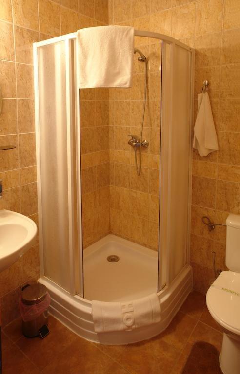 Apartment - Photo 4