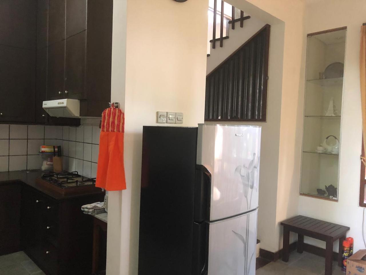 Three-Bedroom Villa - Photo 6
