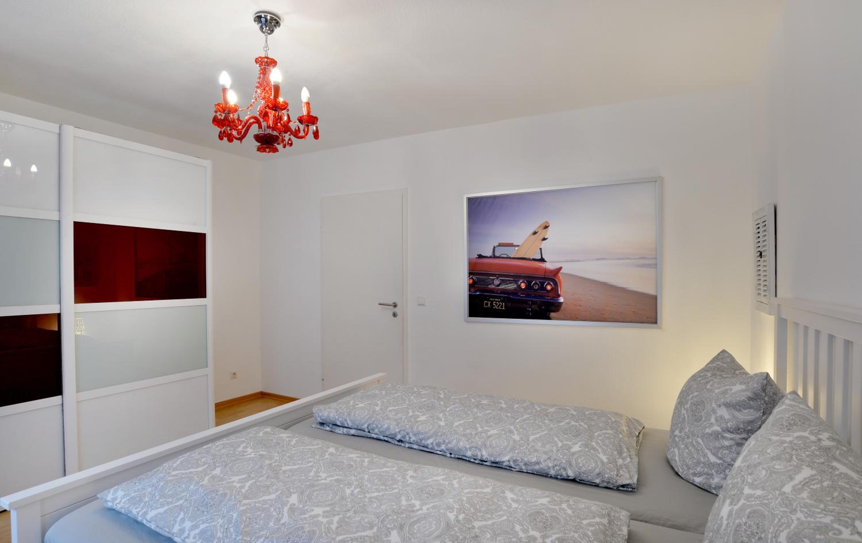 Two-Bedroom Apartment - Photo 21