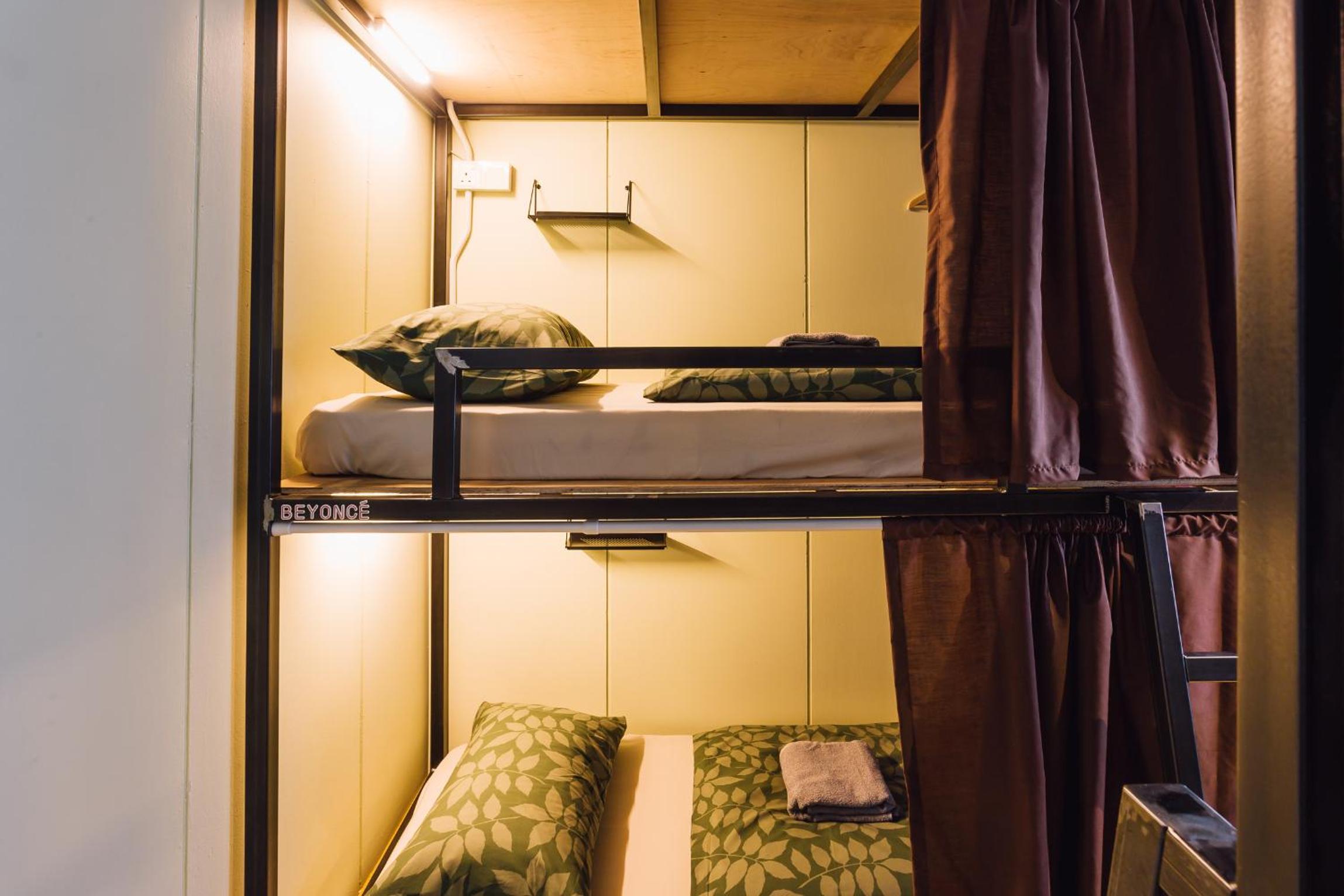 Quadruple Room with Shared Bathroom photo 1