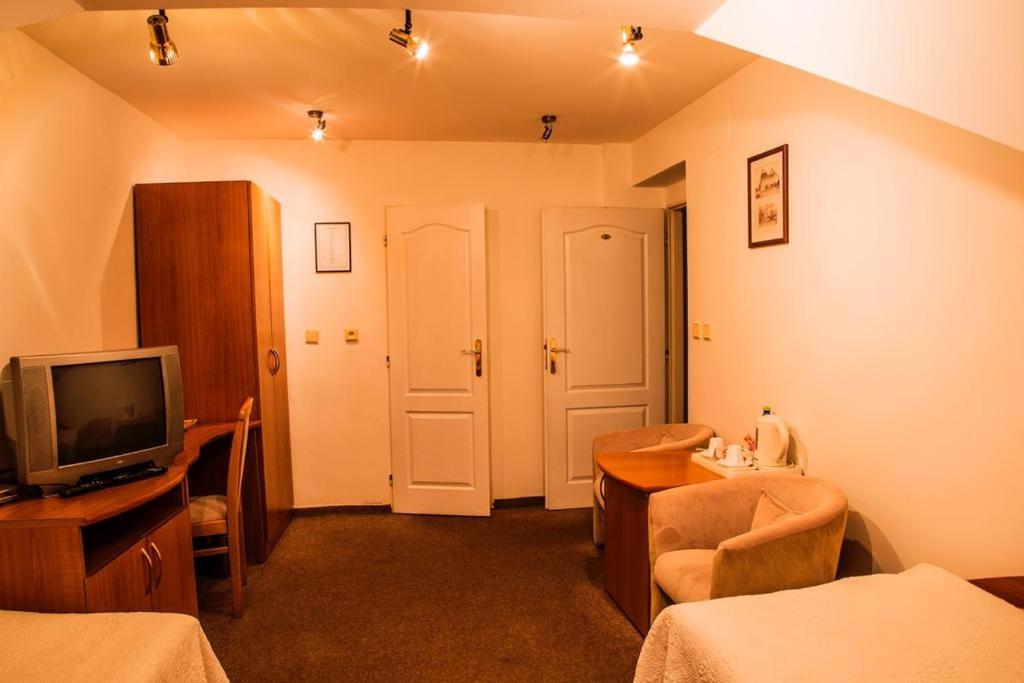 Twin Room photo 1