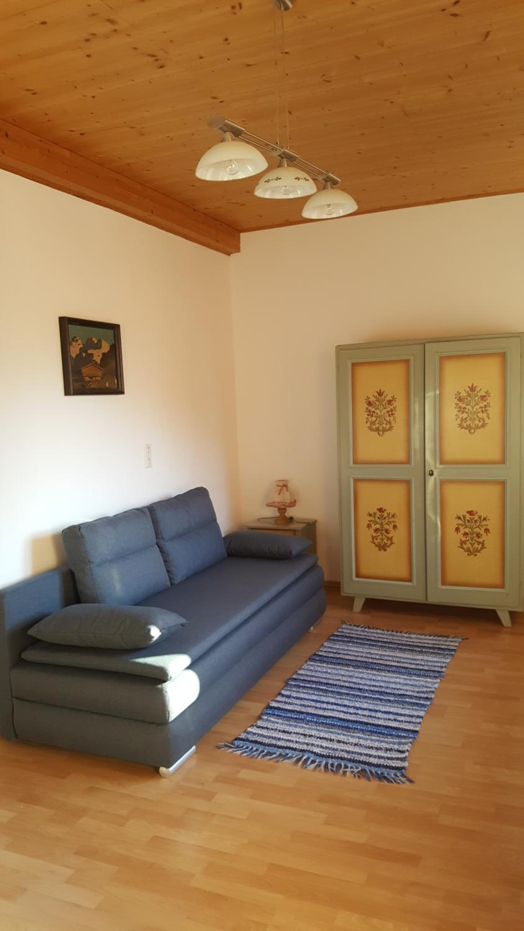 Apartment with Mountain View