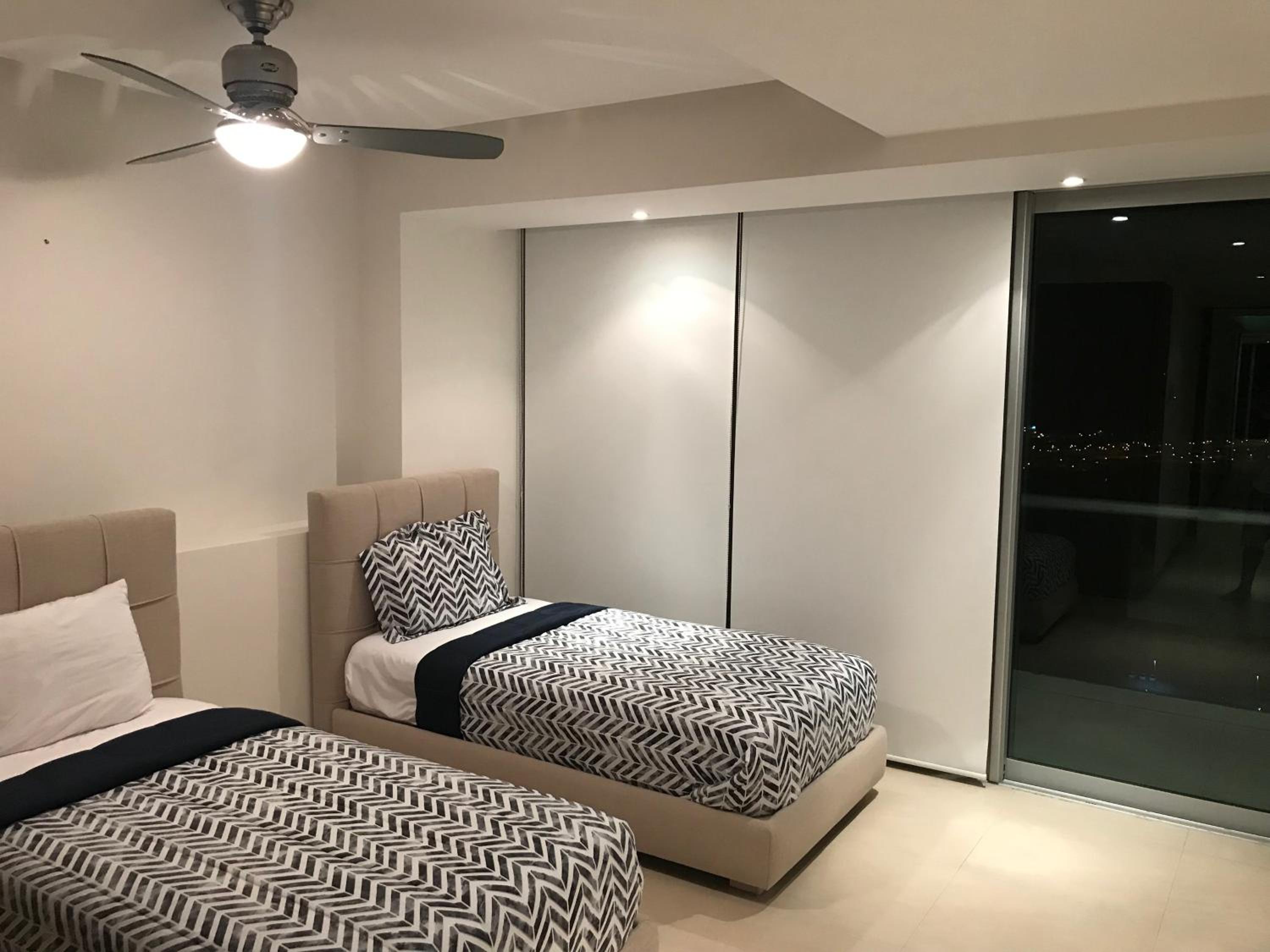 Three-Bedroom Apartment - Photo 23