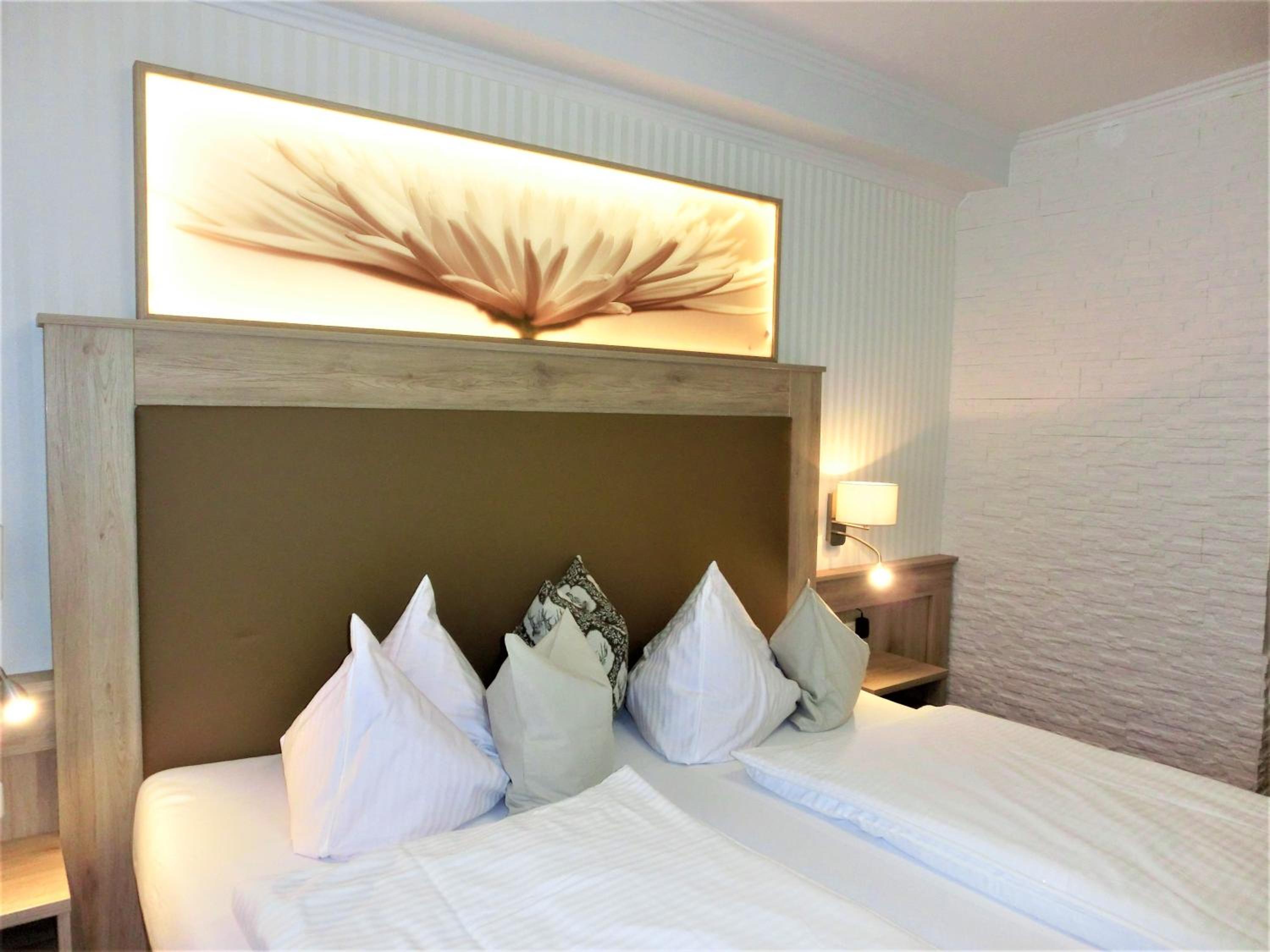Premium Double or Twin Room photo 2