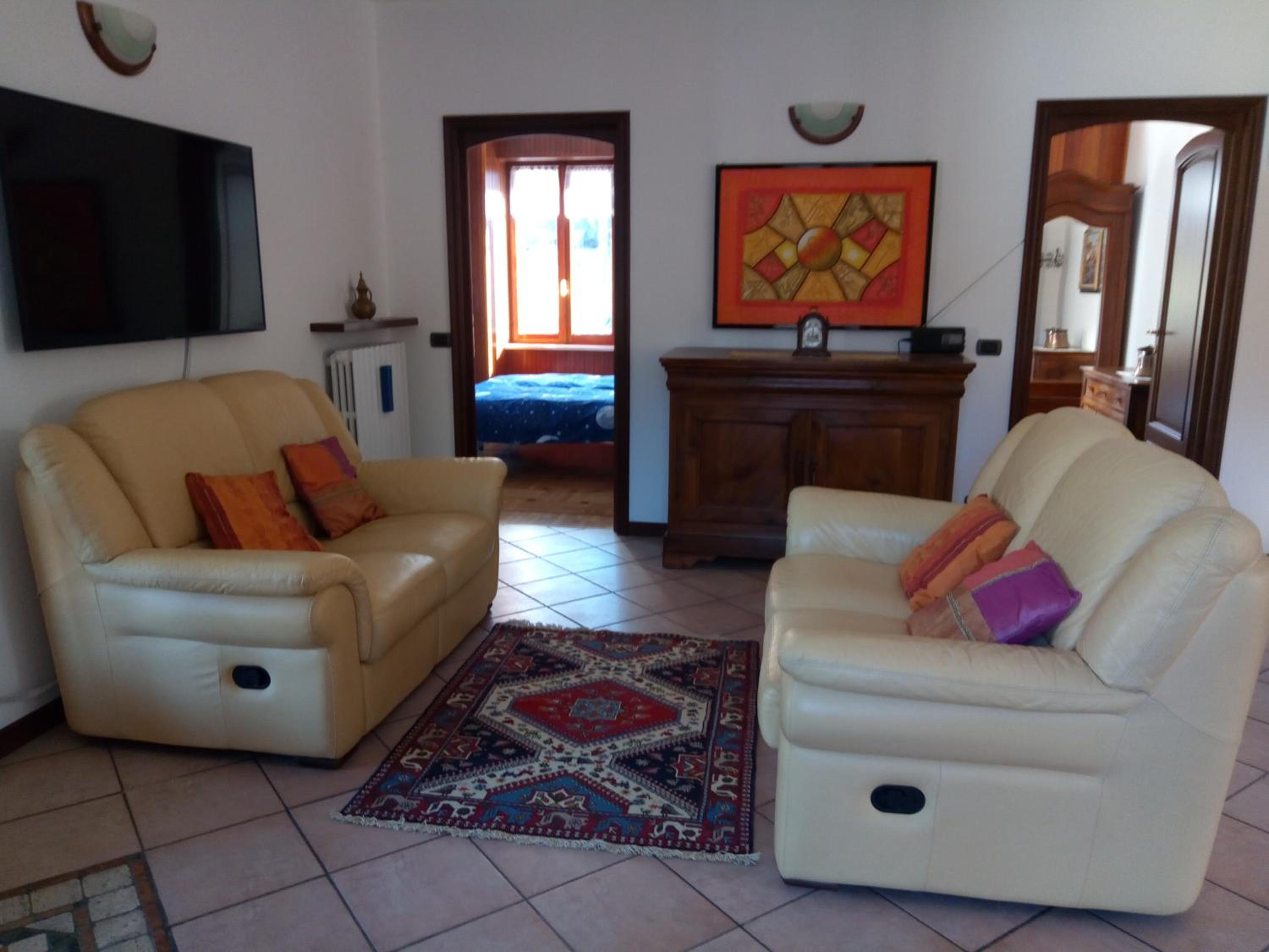 Three-Bedroom Villa photo 1