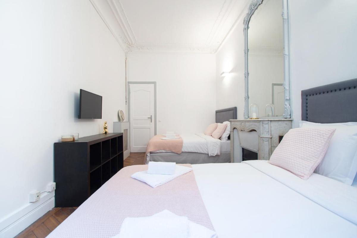 Deluxe Apartment photo 1