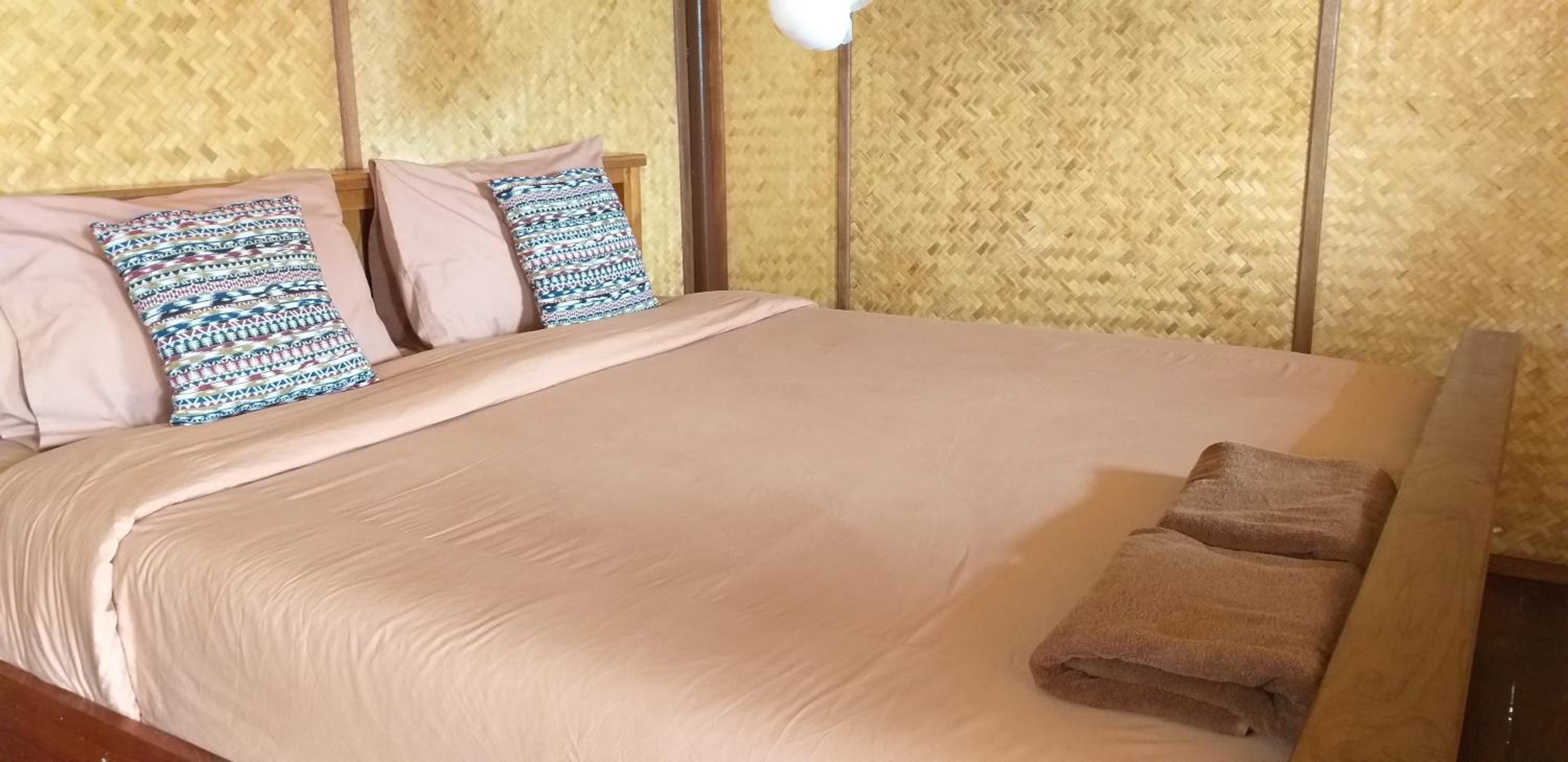 Double Room with Mountain View with Fan - Photo 33