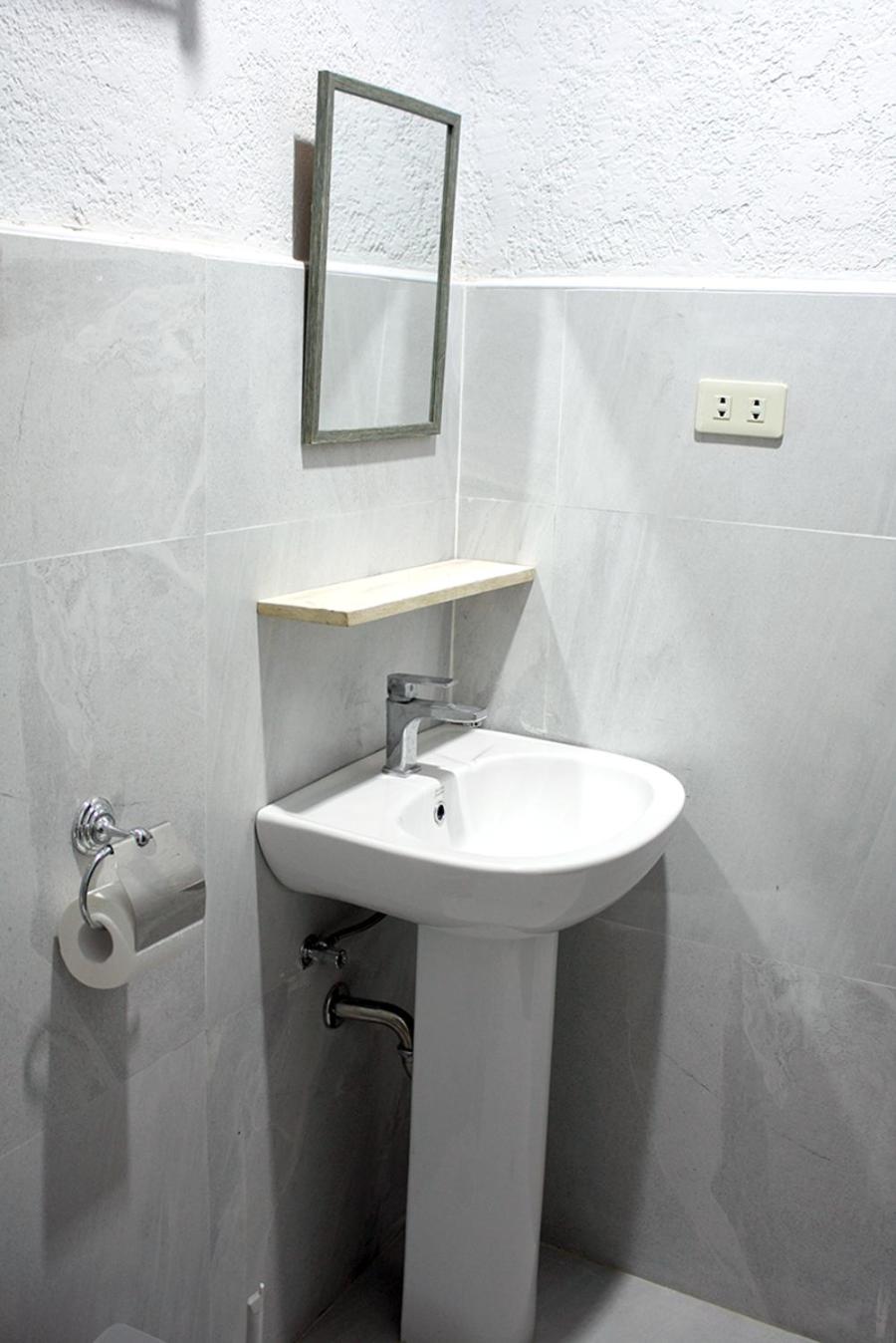 Deluxe Double Room with Balcony photo 2
