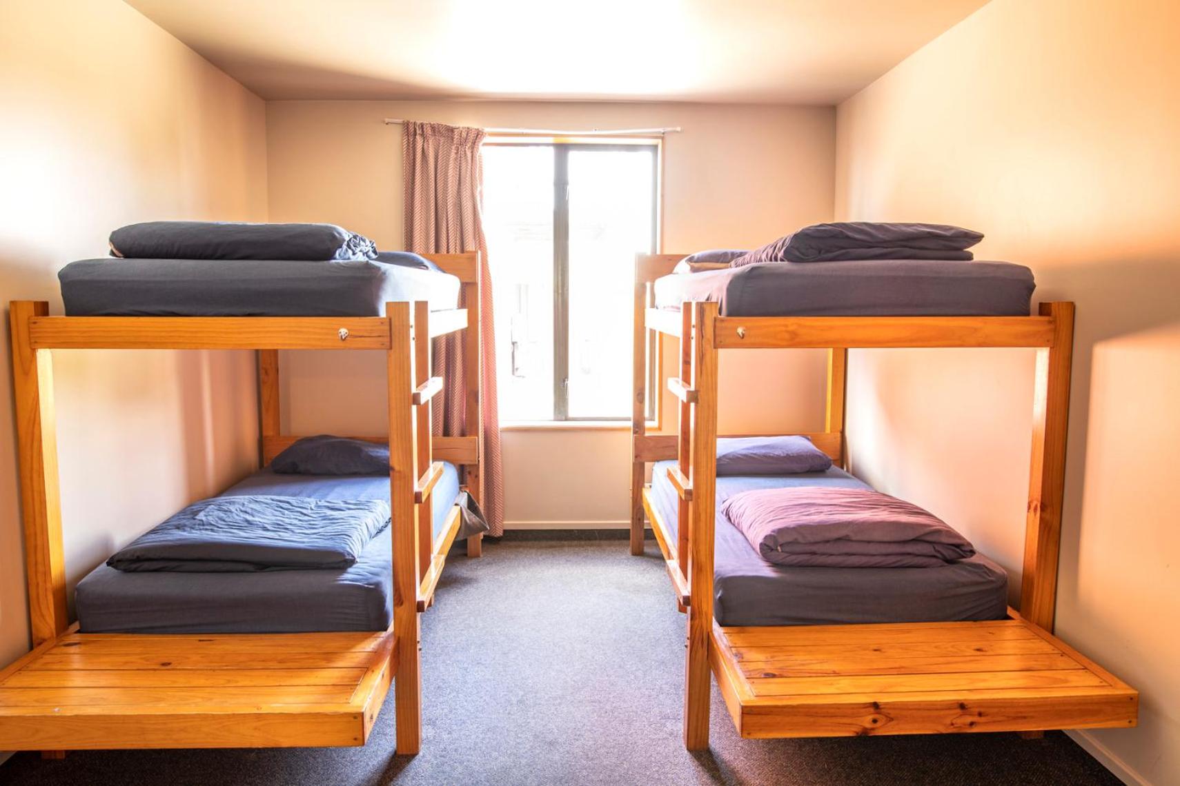 Bed in 4-Bed Dormitory Room photo 2