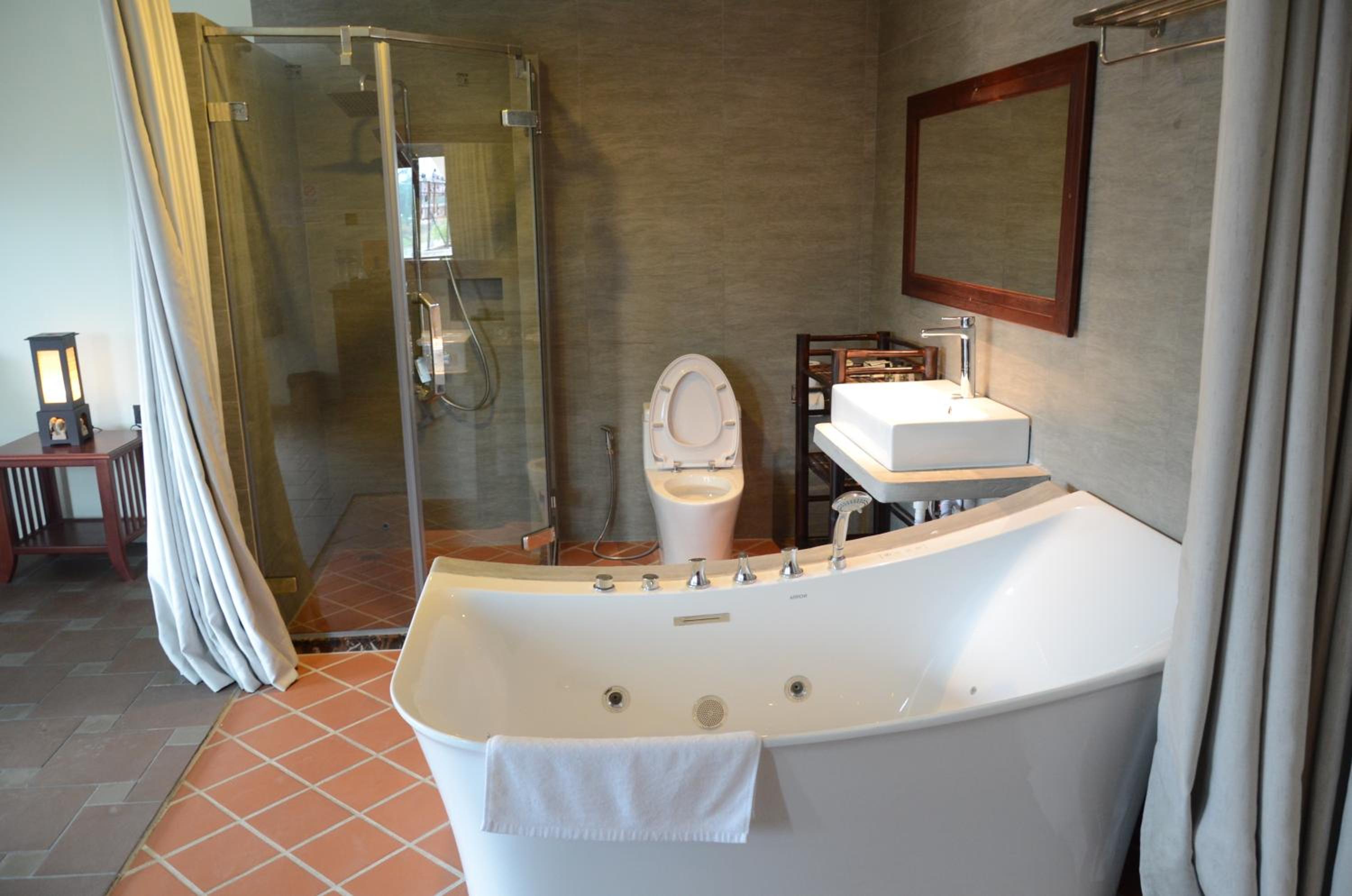 Deluxe Superior Room - Photo 12
