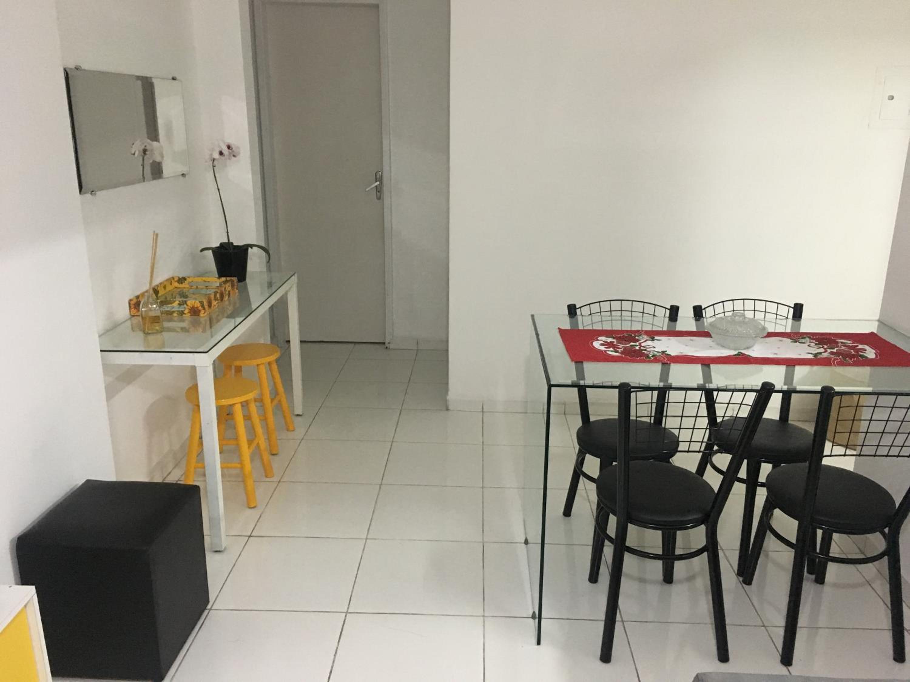Two-Bedroom Apartment - Photo 4