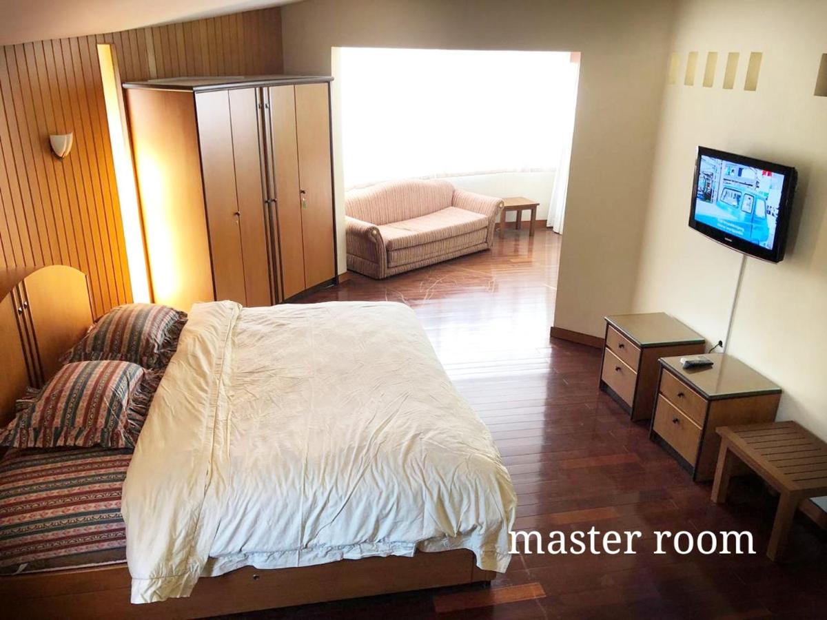 Three-Bedroom Villa - Photo 18