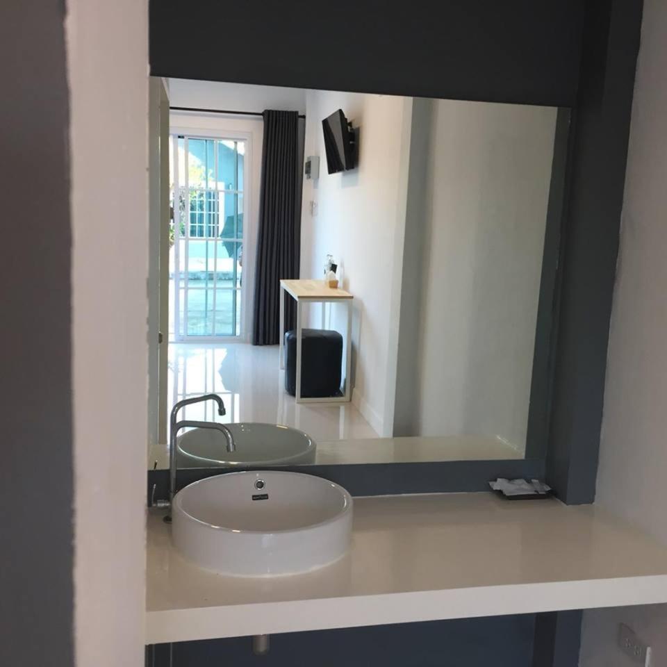 Single Room - Photo 6