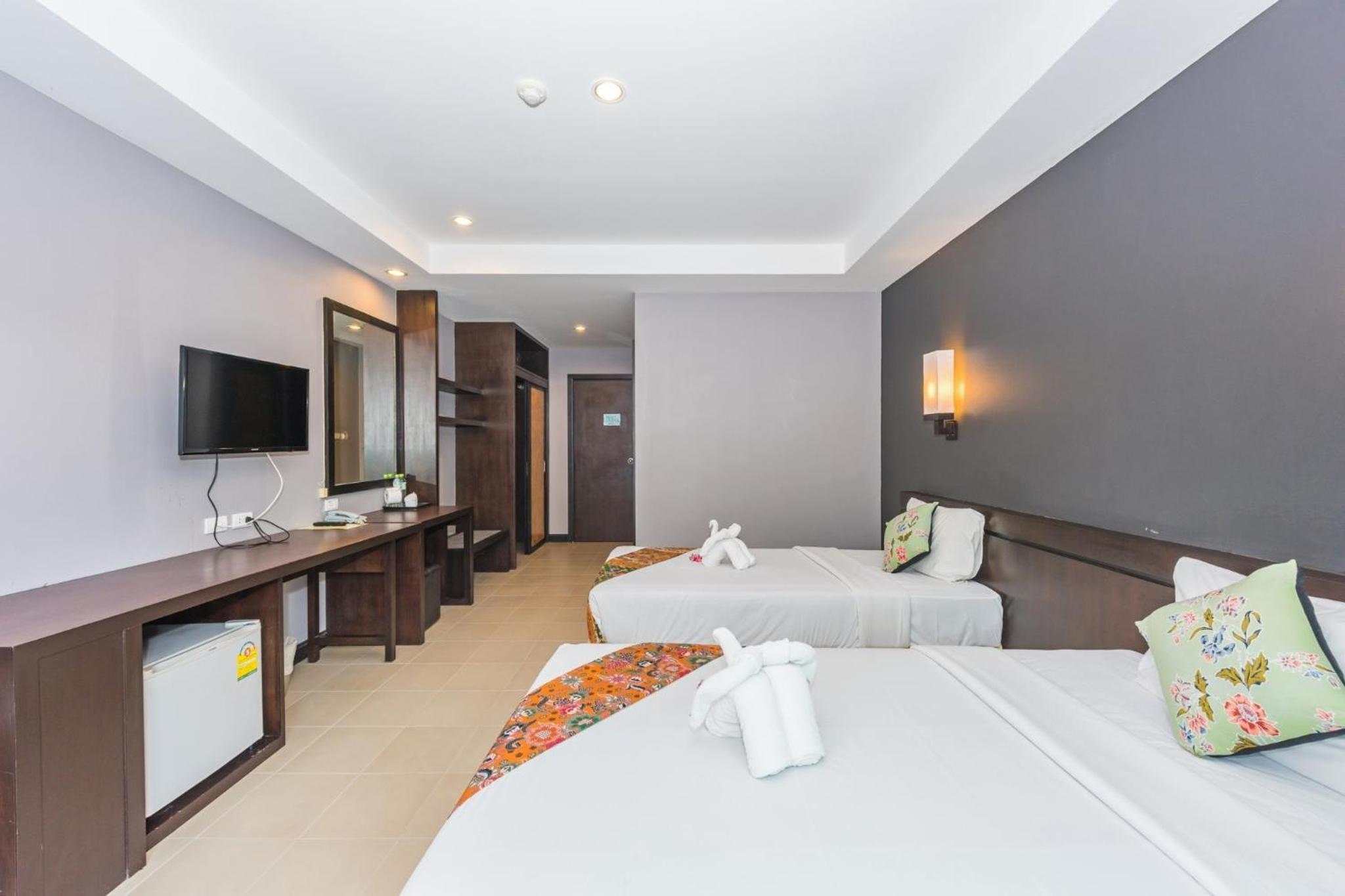 Superior Double or Twin Room photo 2