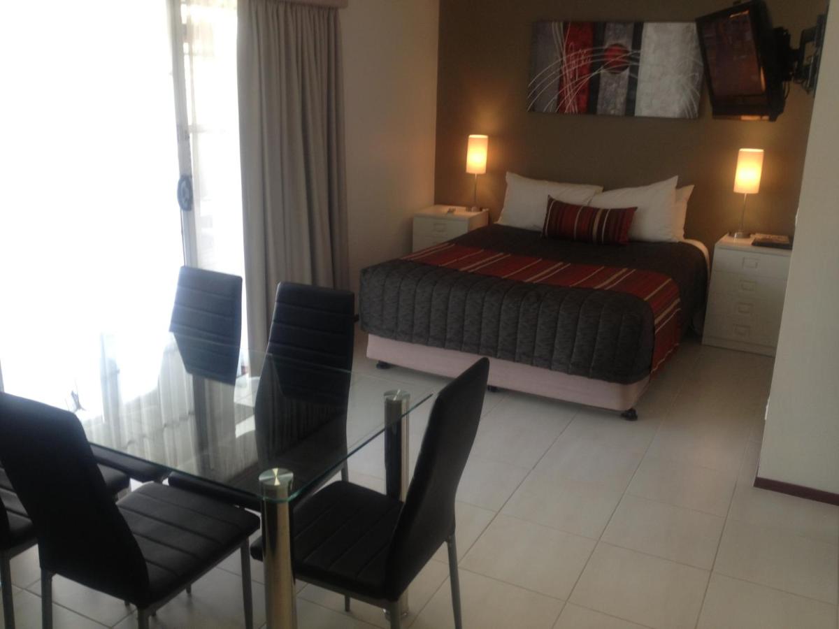 Family Studio photo 1