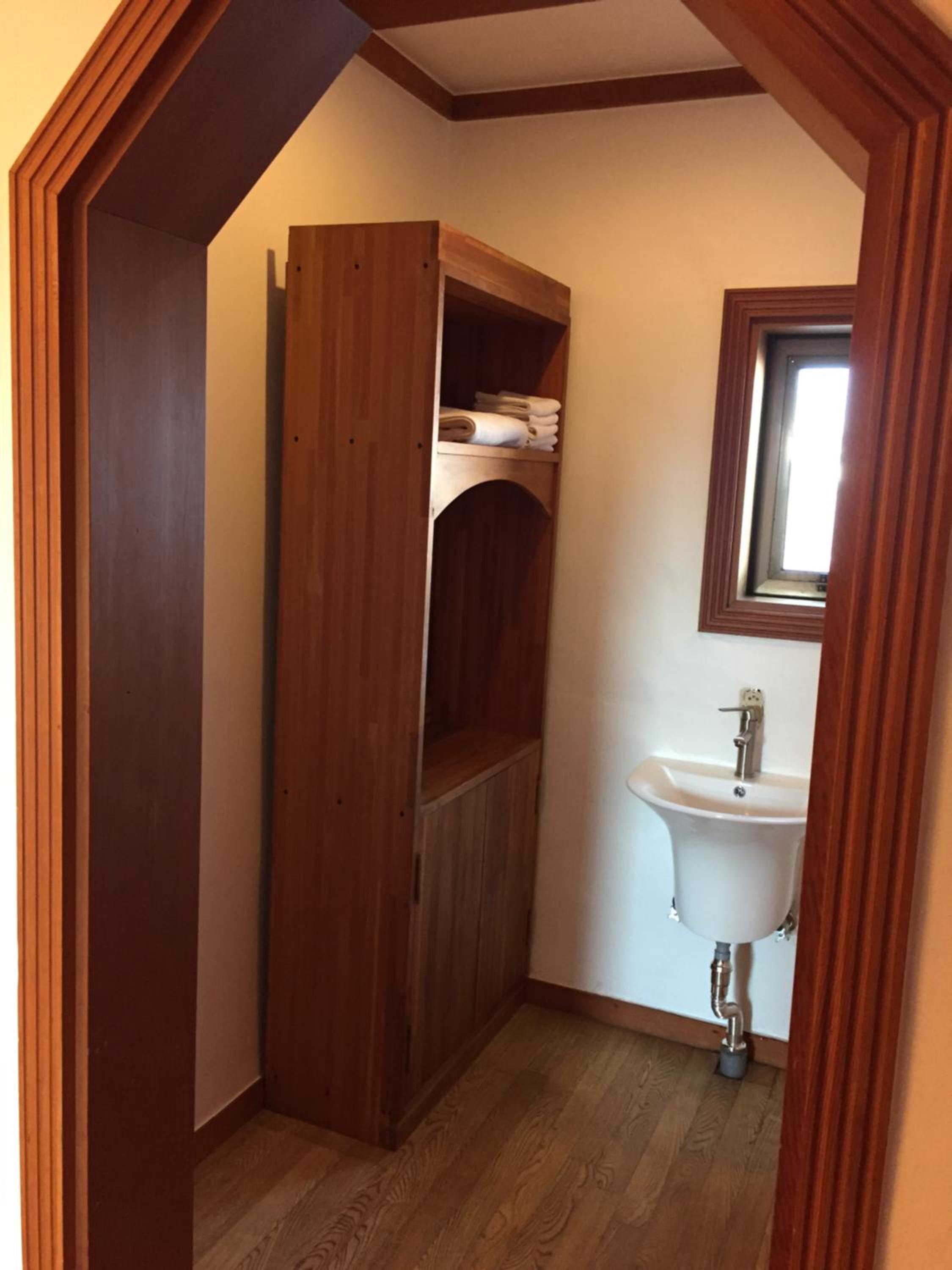 Deluxe Family Suite - Photo 42