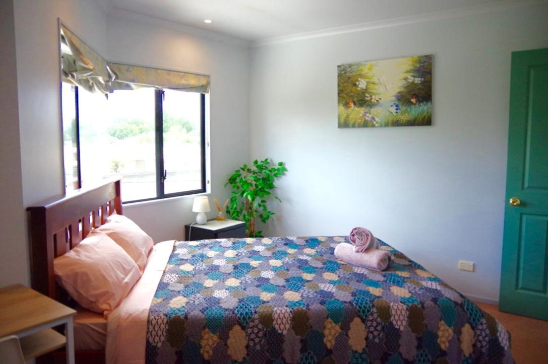 Queen Room photo 3