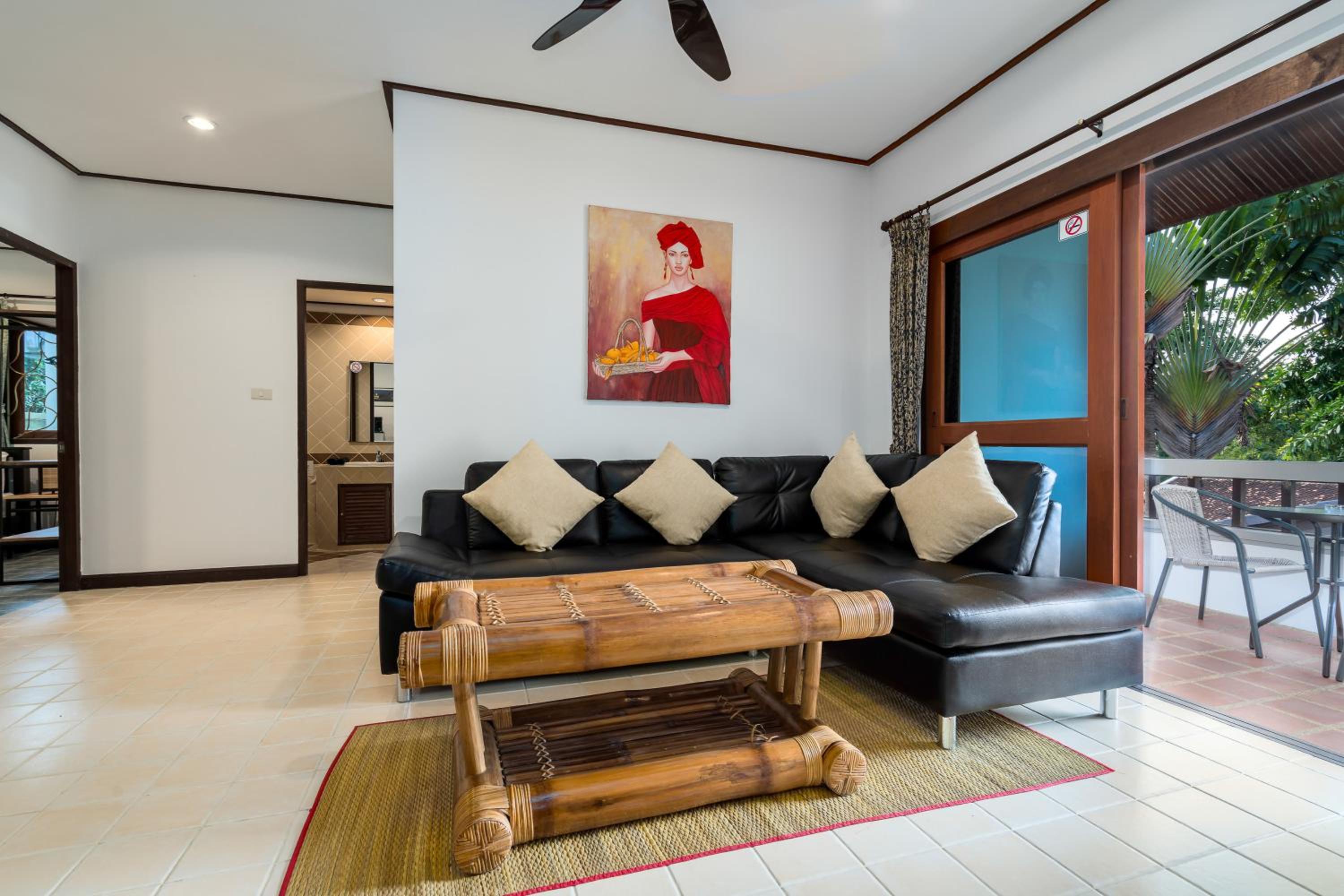 Appartamento con 2 Camere da Letto e Vista Lago