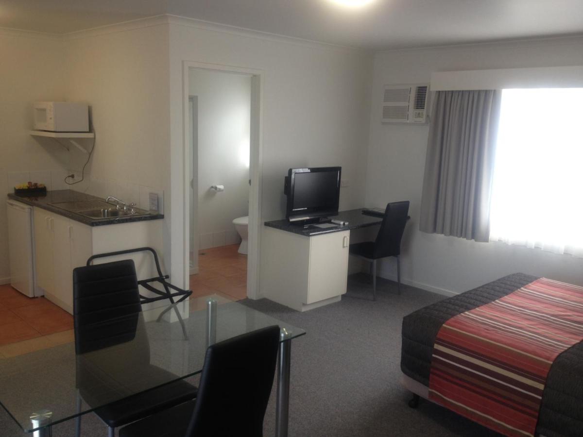 Queen Suite photo 1