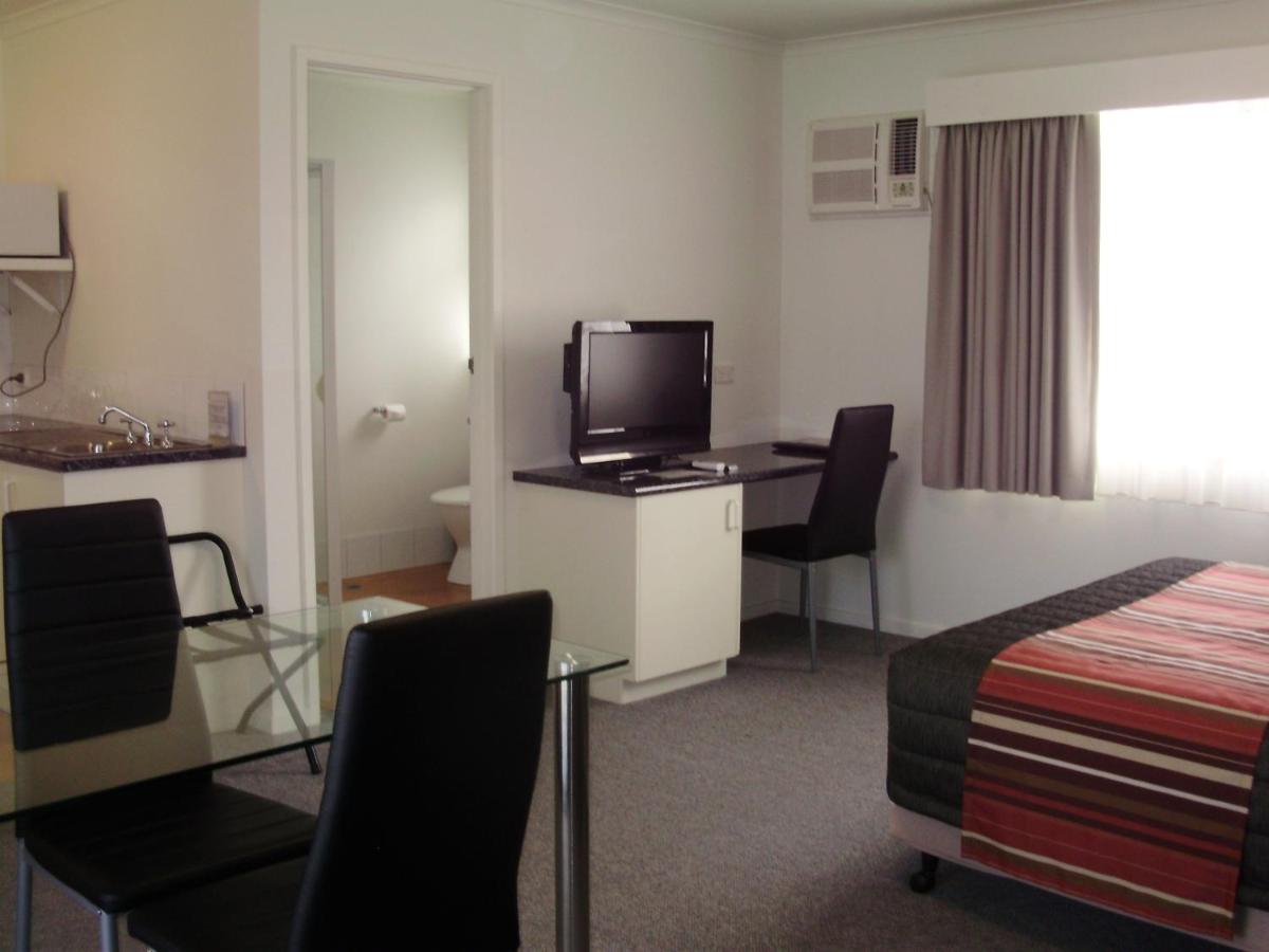 Queen Suite photo 3