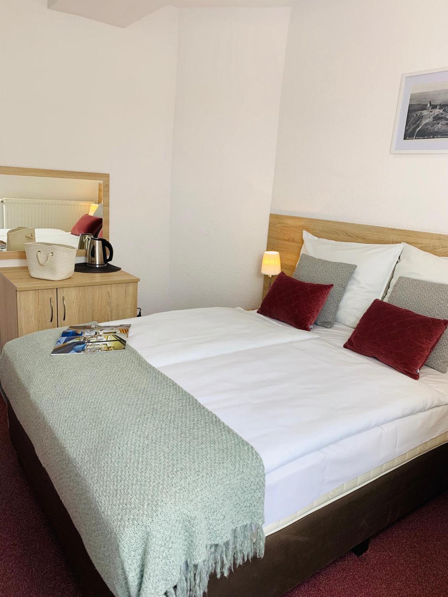 Economy Double Room photo 1