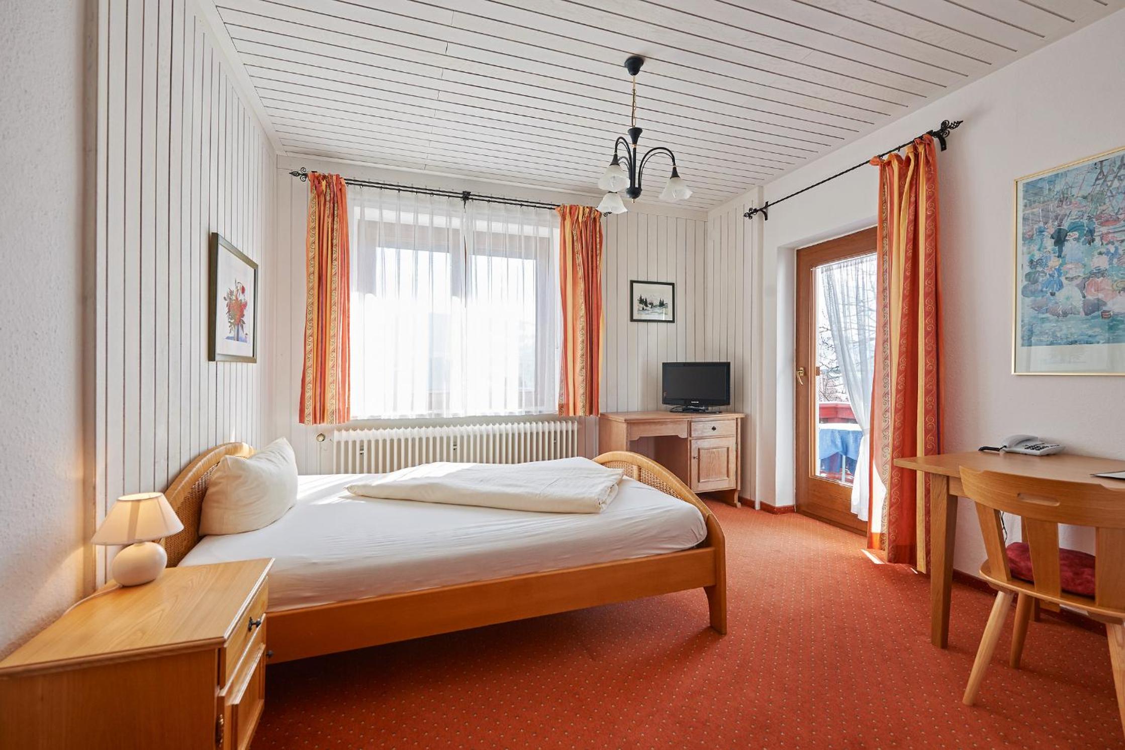 Standard Double Room photo 1