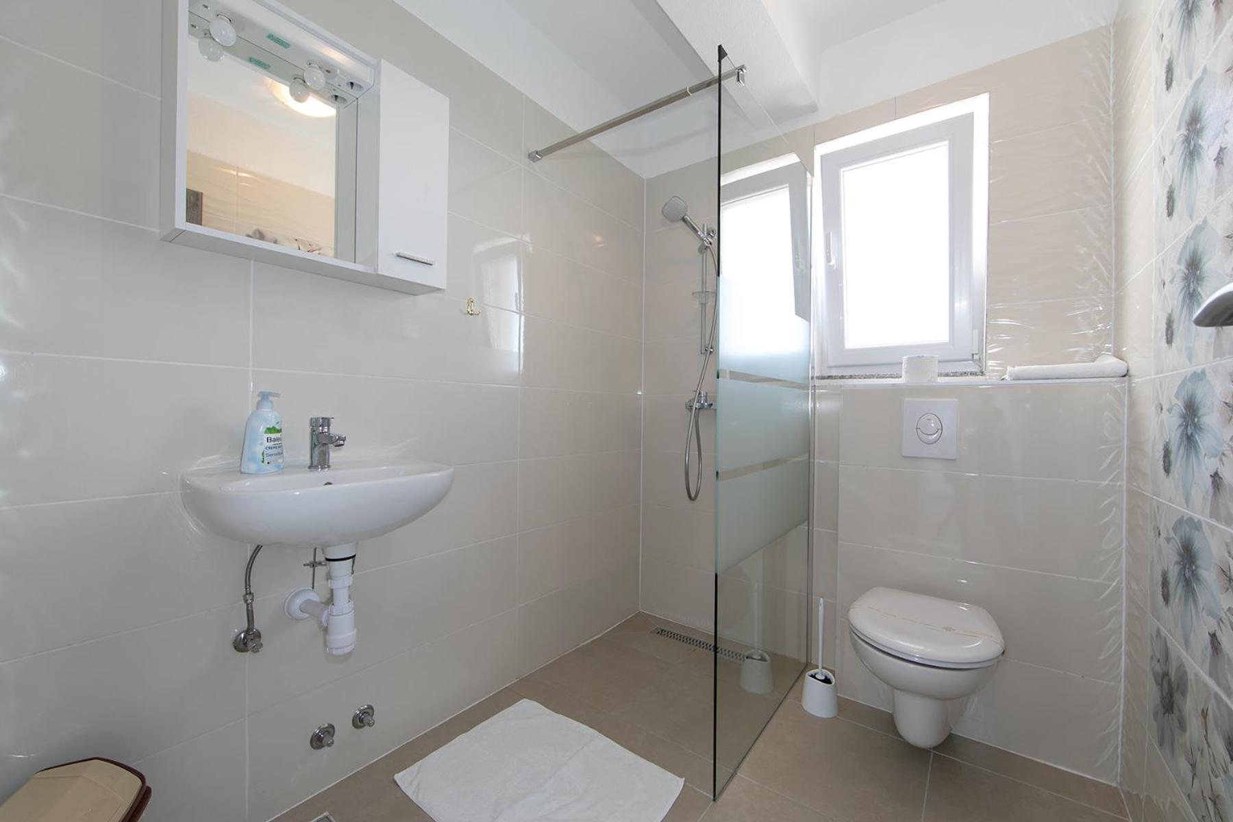 Studio Apartment photo 2