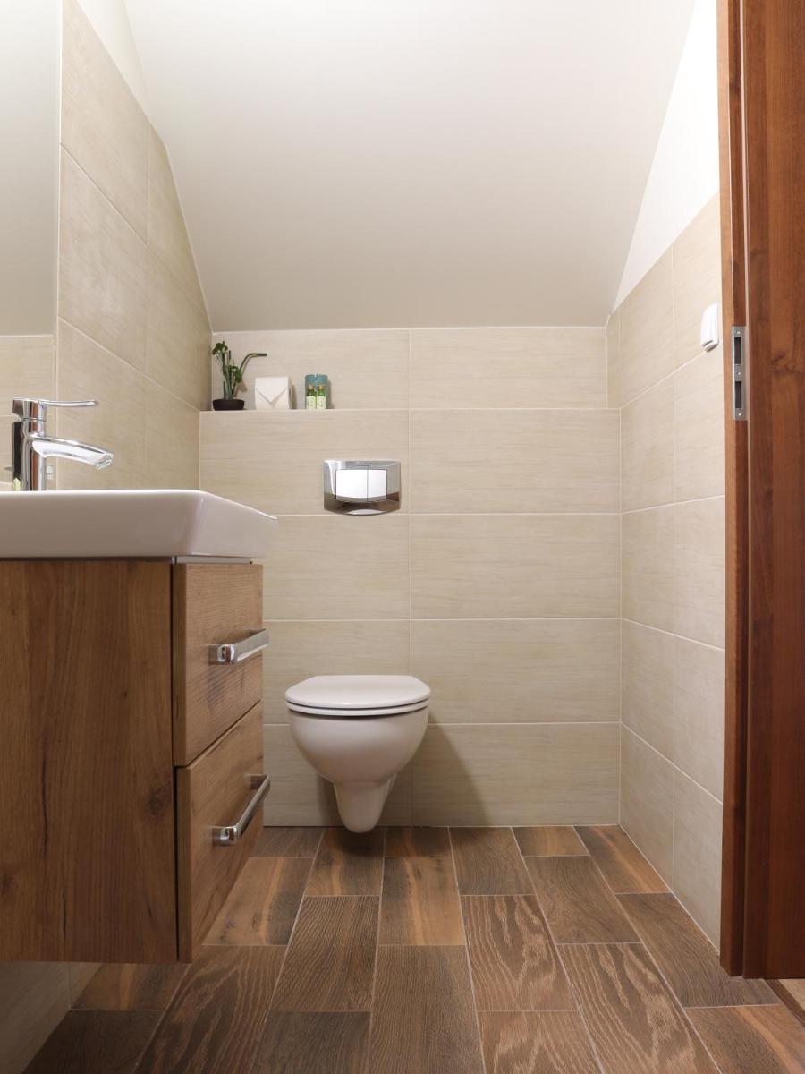 Double Room - Photo 4