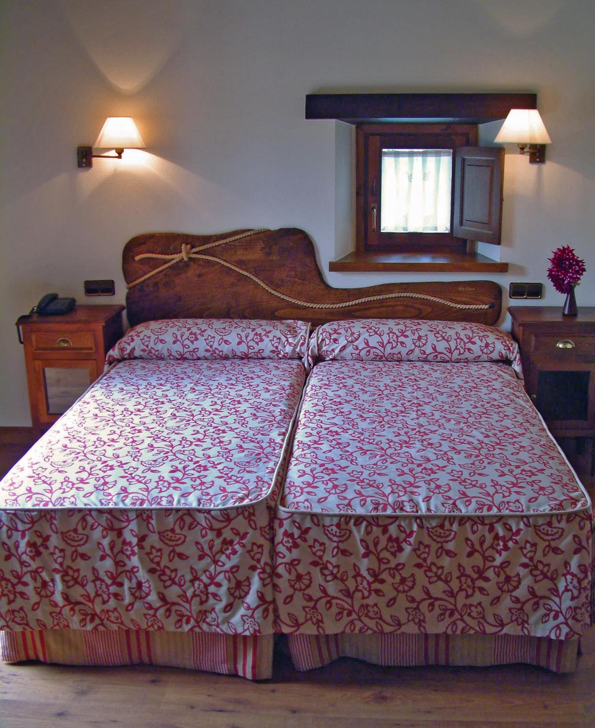 Habitación Estándar con Dos Camas Individuales