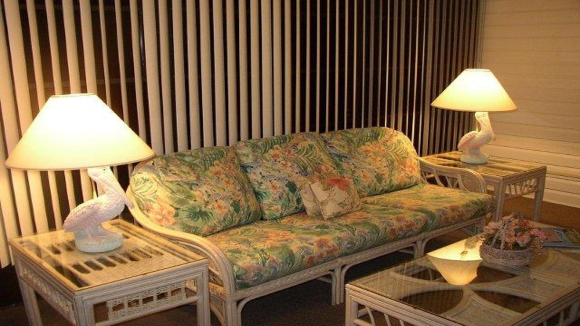 One-Bedroom Apartment photo 3