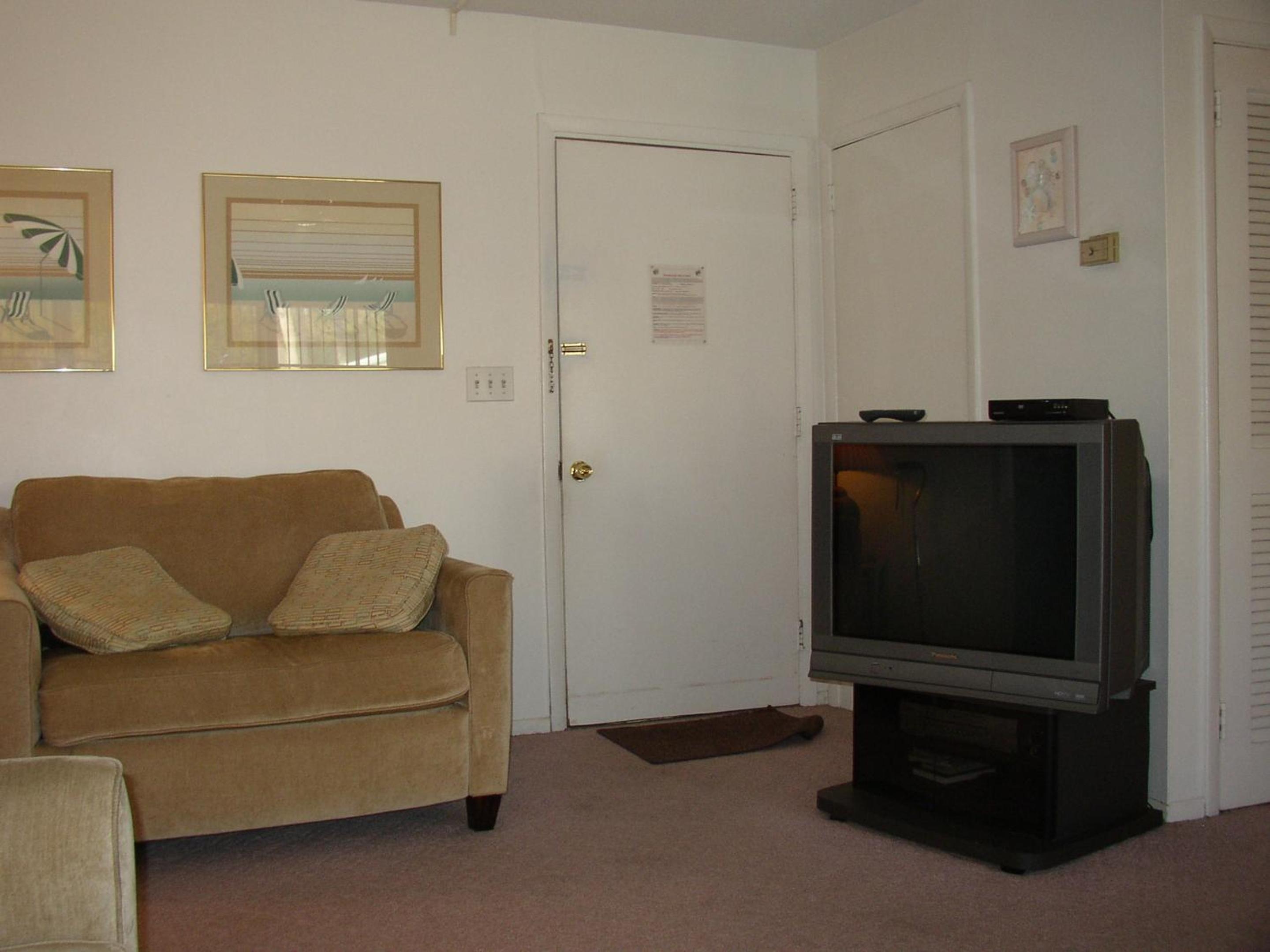 Two-Bedroom Apartment photo 2