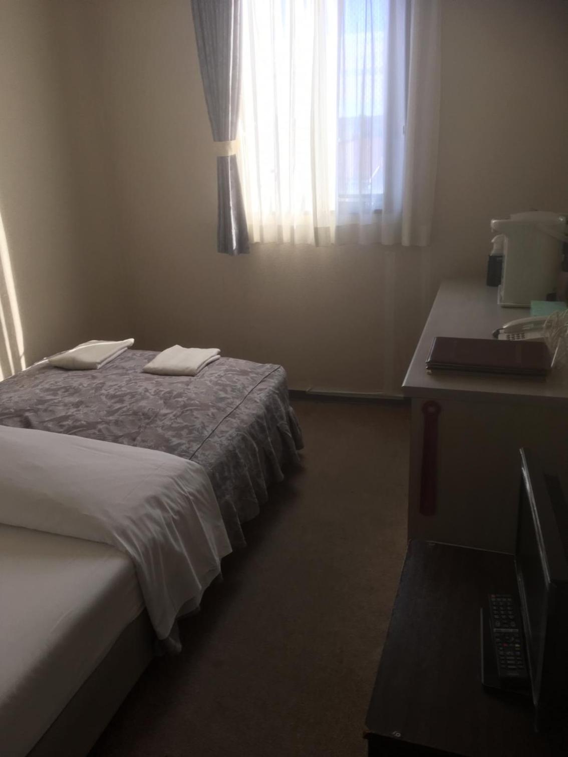 Double Room With Small Double Bed - Photo 12
